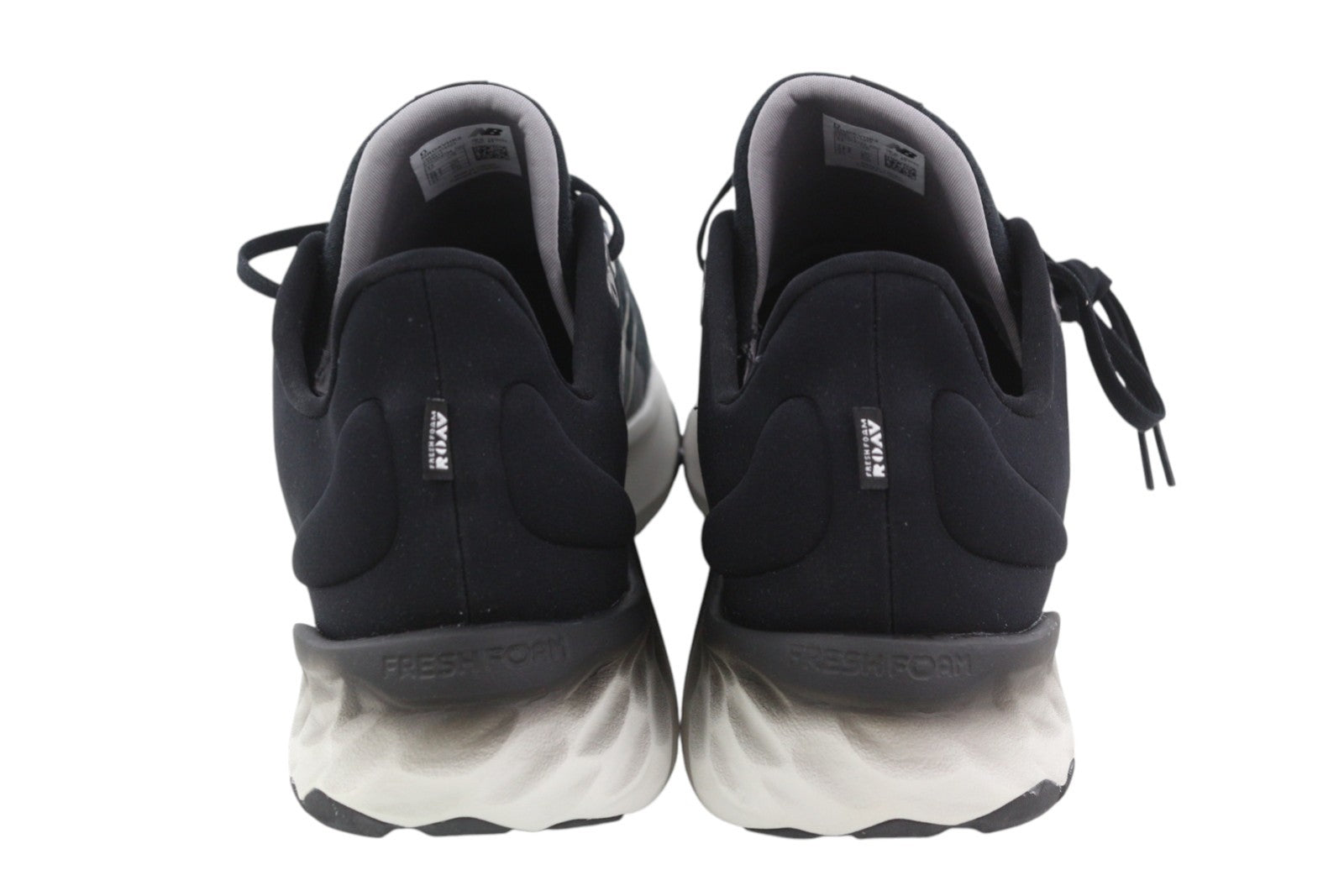 NEW BALANCE ROAV V2 vyriški sportbačiai, juodi, 47.5 €, „Fresh Foam“ žemapadžiai sportiniai bateliai. 