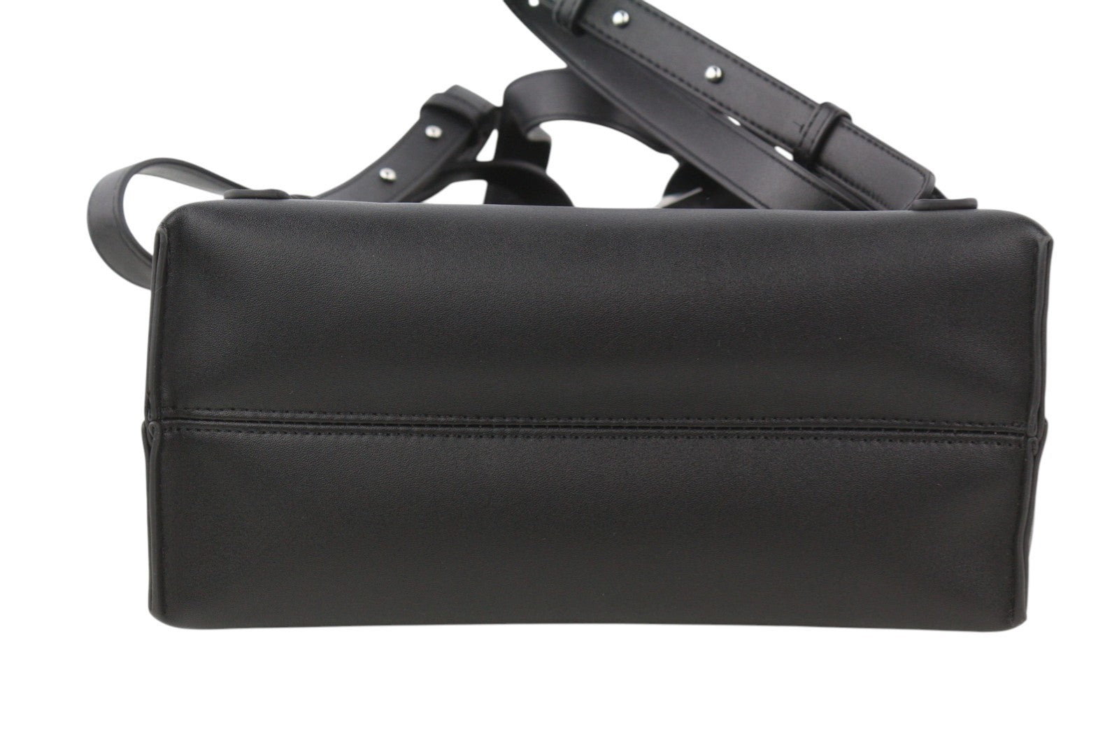 O BAG Zaino moteriškas krepšys OS juodas su dvigubomis rankenomis, magnetiniu užsegimu, tamsios spalvos 