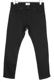 WRANGLER Larston W32/L30 vyriški džinsai, prigludę, juodi, tamprūs, džinsinio audinio, medvilnės mišinio. 