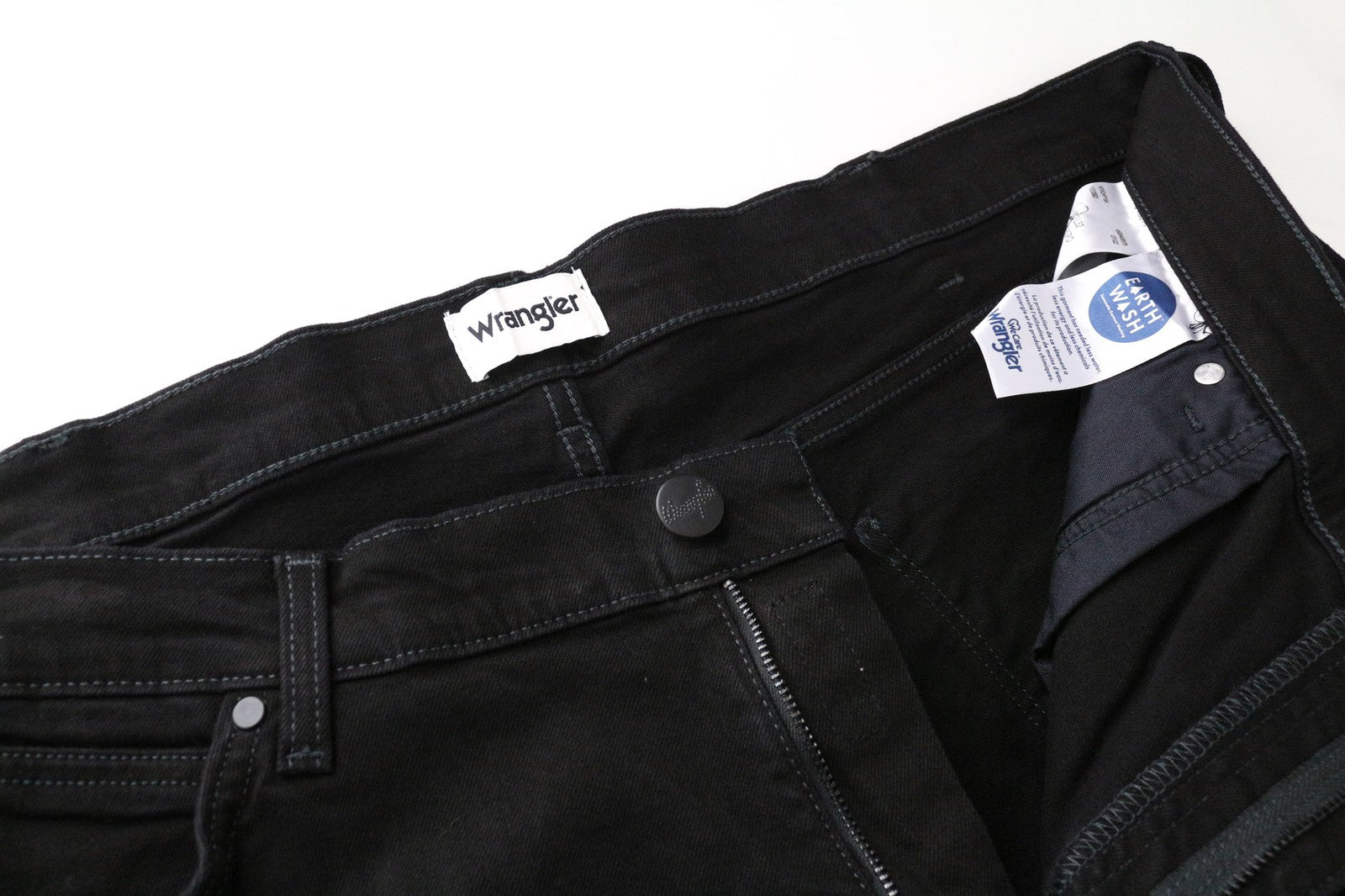 WRANGLER Greensboro vyriški džinsai W42 L32 juodi, tiesūs, tamprūs, 5 kišenės 