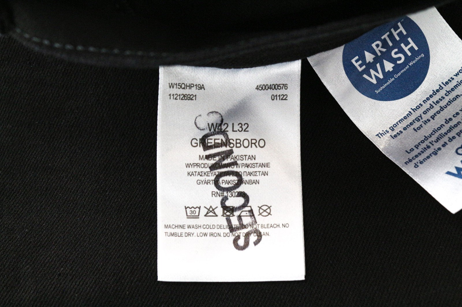 WRANGLER Greensboro vyriški džinsai W42 L32 juodi, tiesūs, tamprūs, 5 kišenės 