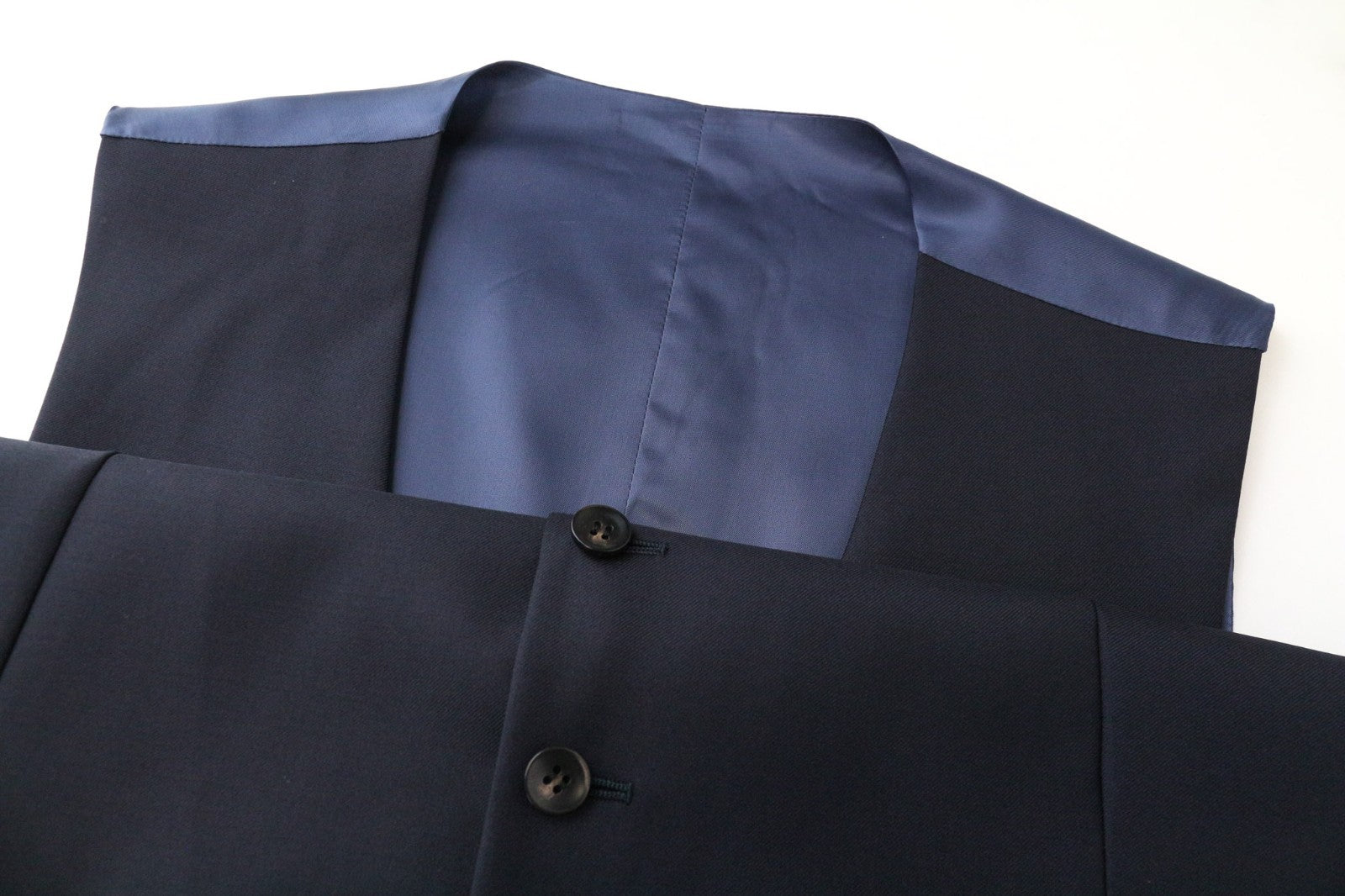 Suit Ferrara