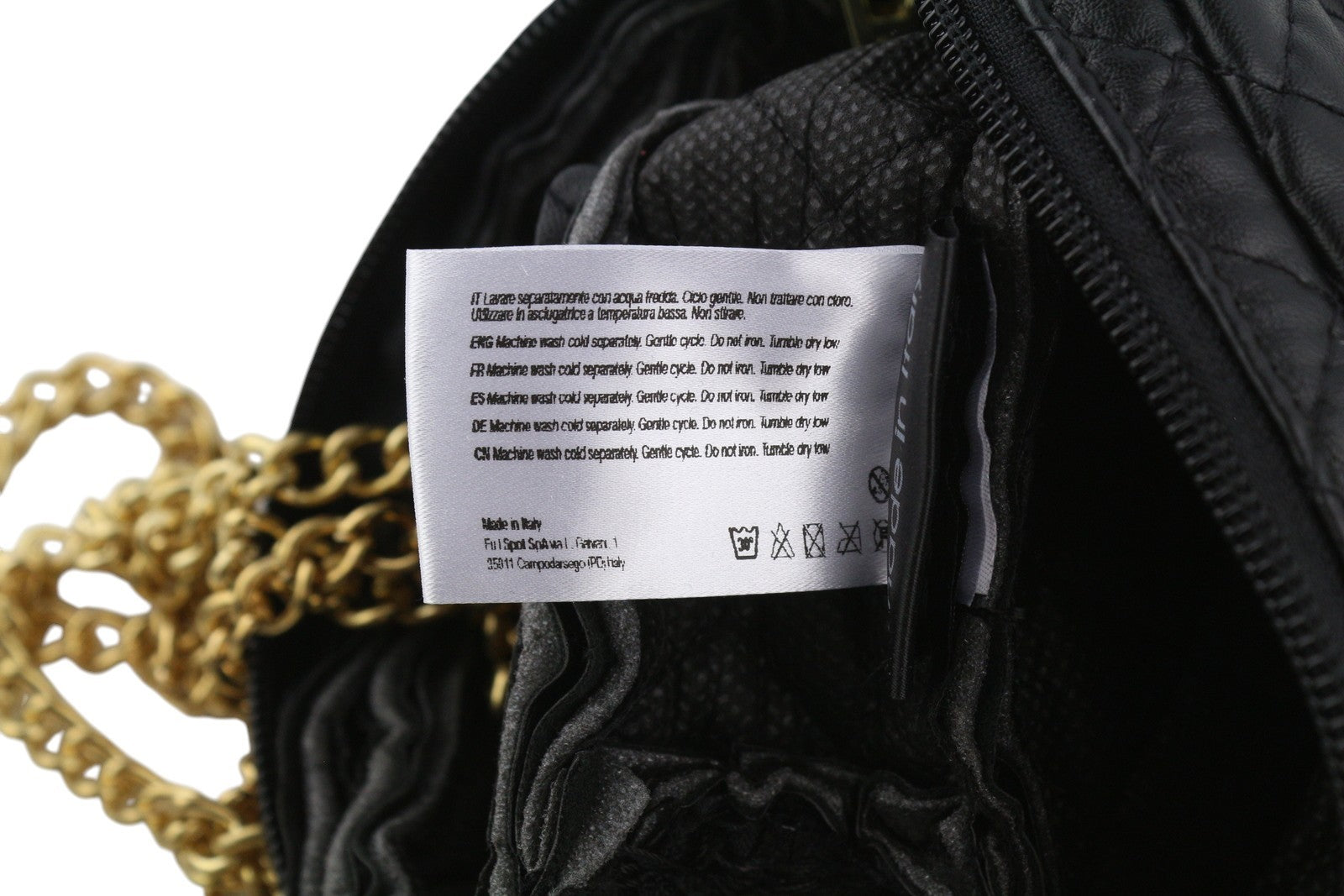 O BAG moteriškas krepšys su papildoma kišene OS juodai dengta dygsniuota aukso spalvos grandinėle per petį 