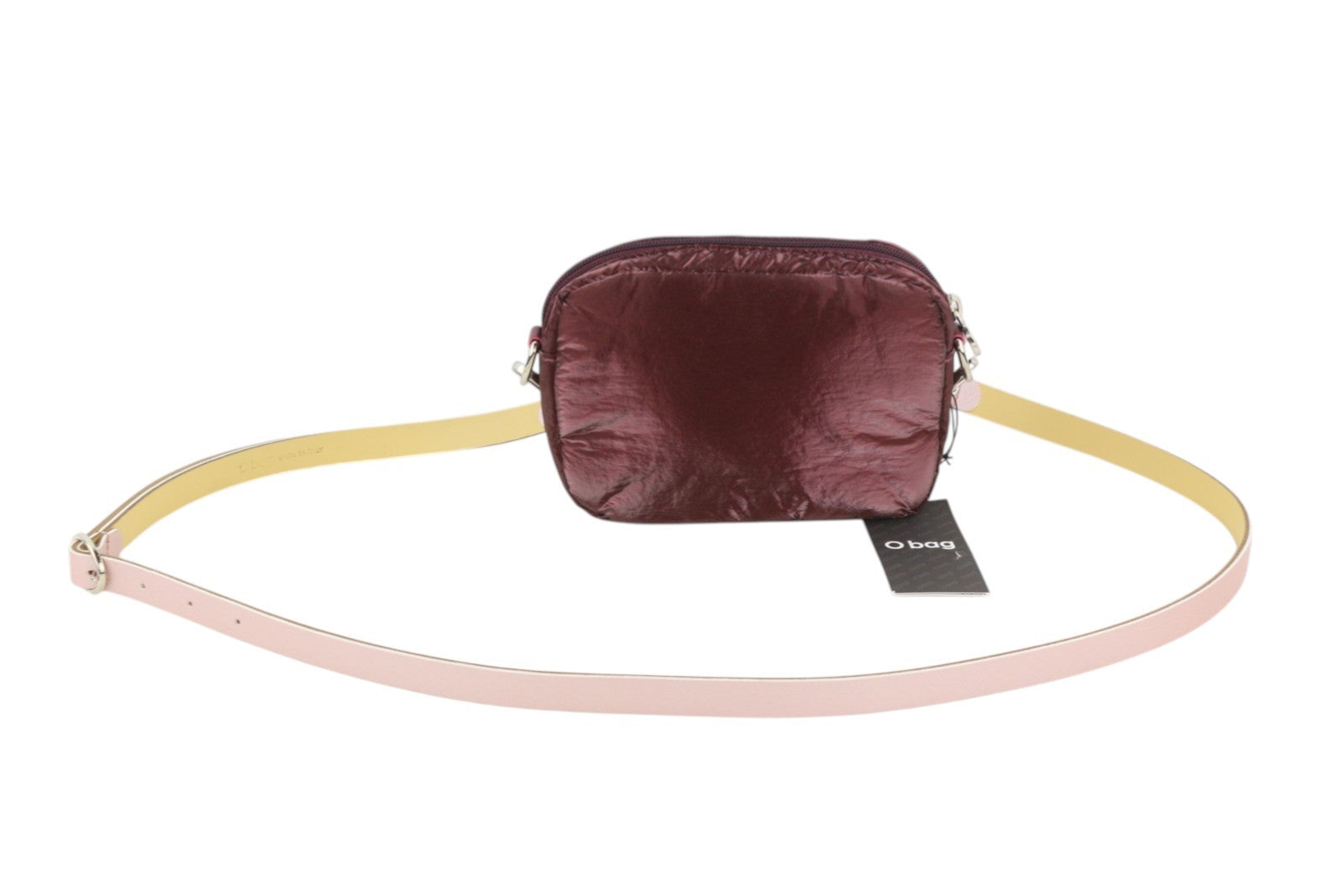 O BAG moteriškas krepšys su papildomomis kišenėmis, bordo spalvos, užsegamas užtrauktuku, reguliuojamo dirželio, nešiojamas per petį. 