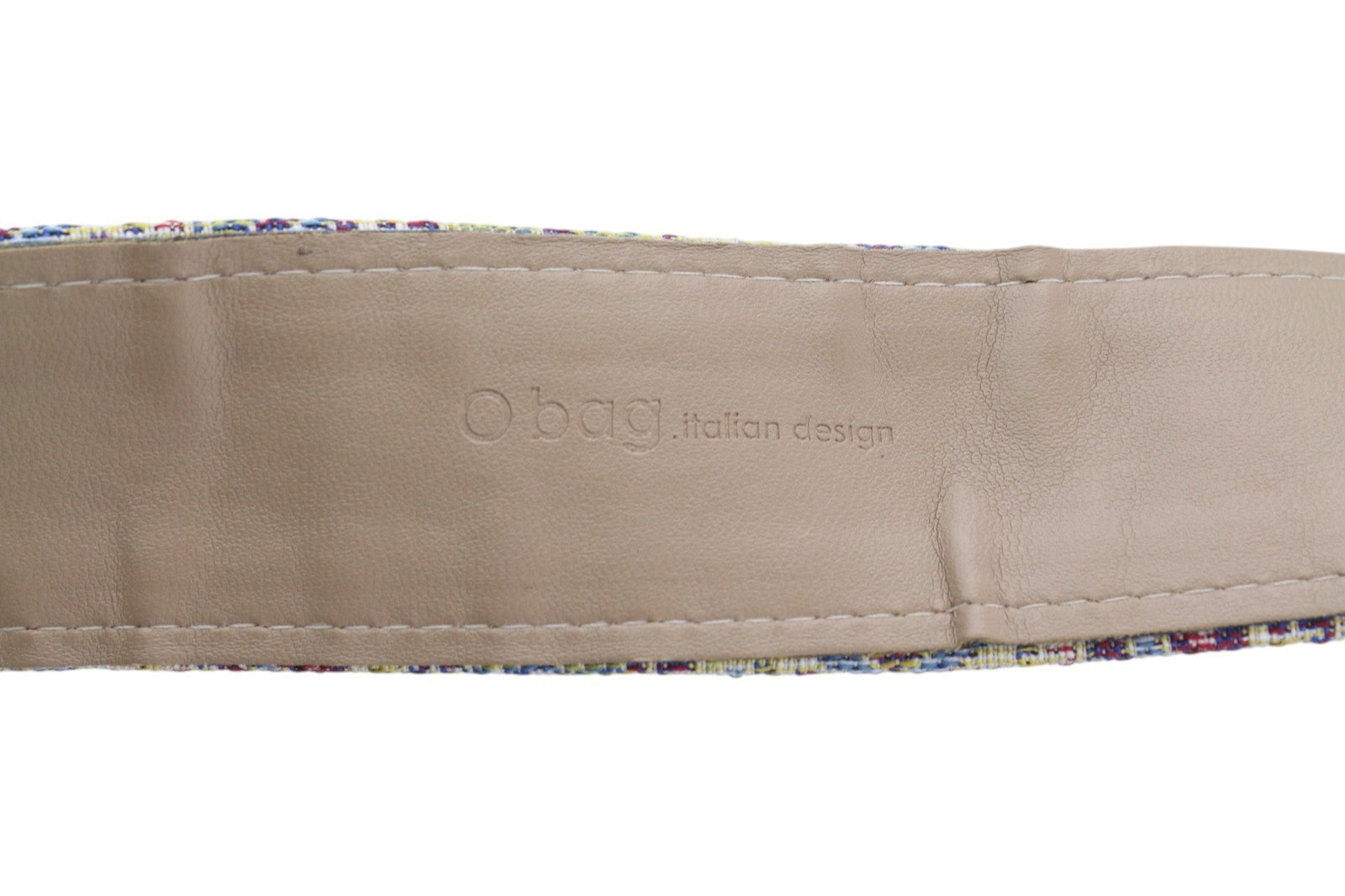 O BAG Swing moteriškas krepšys OS juodas tekstūruotas silikoninis vidinis krepšys per petį 