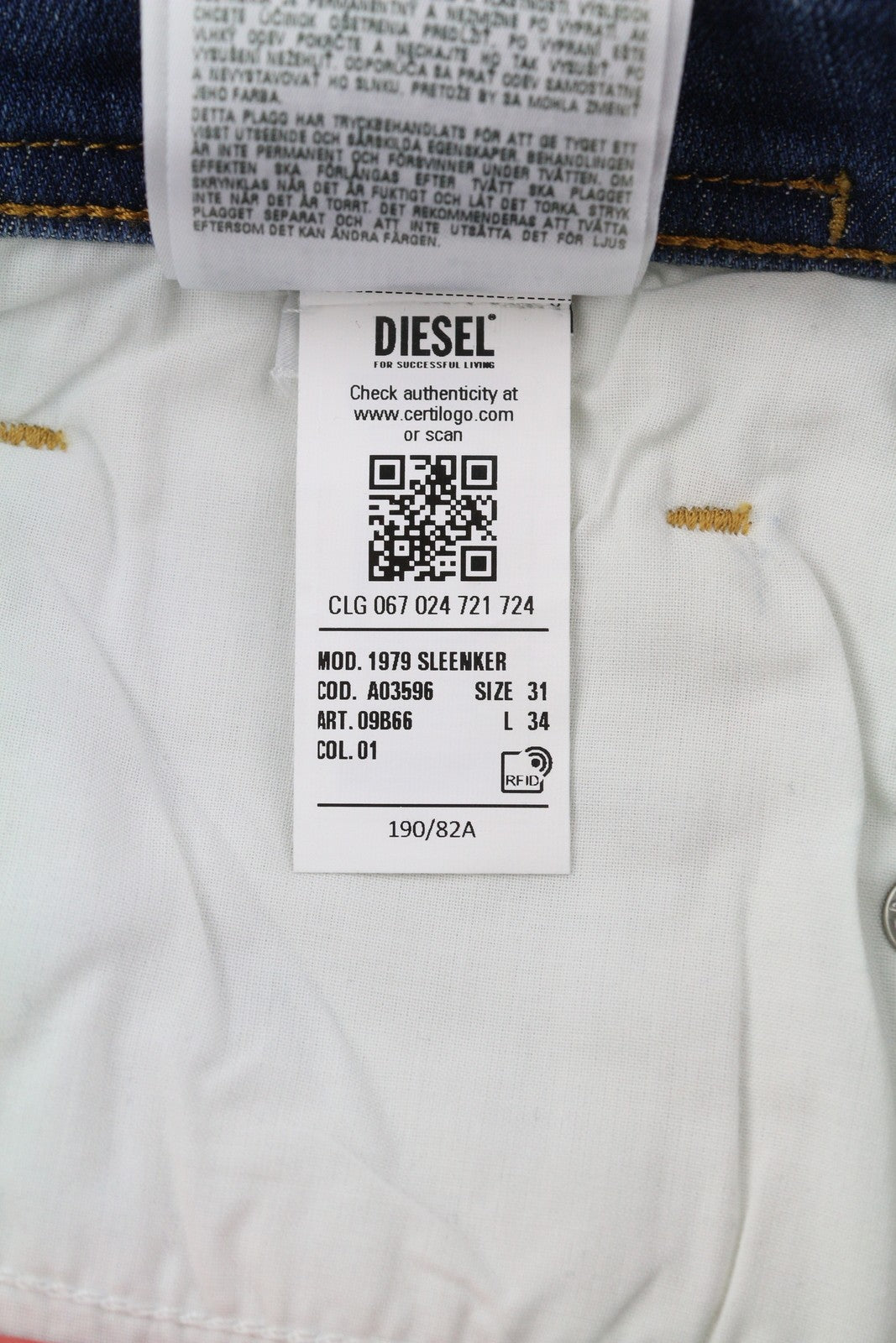 DIESEL 1979 Sleenker 09B66 vyriški džinsai W31/L34 mėlyni, išblukę, aptempti, pėdomis su užtrauktuku, džinsinis audinys 