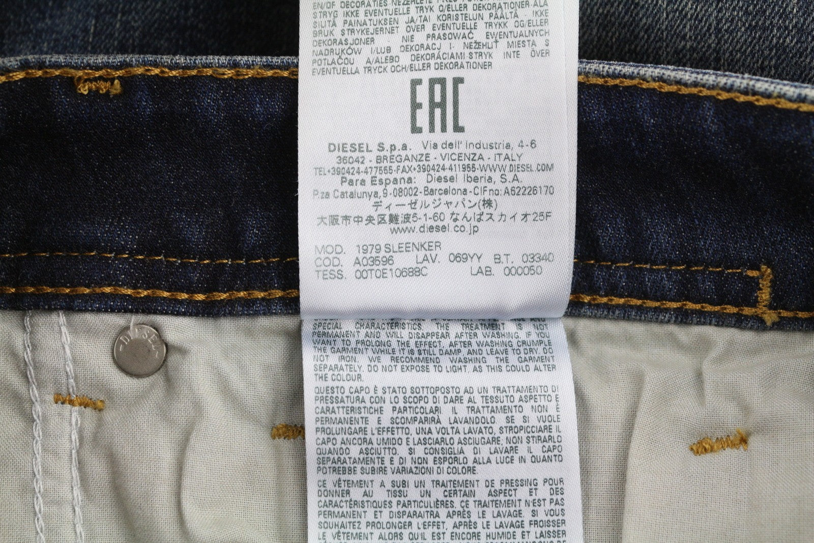 DIESEL 1979 Sleenker 069YY Men Jeans W30/L34 Blue Faded Skinny Leg RRP€225