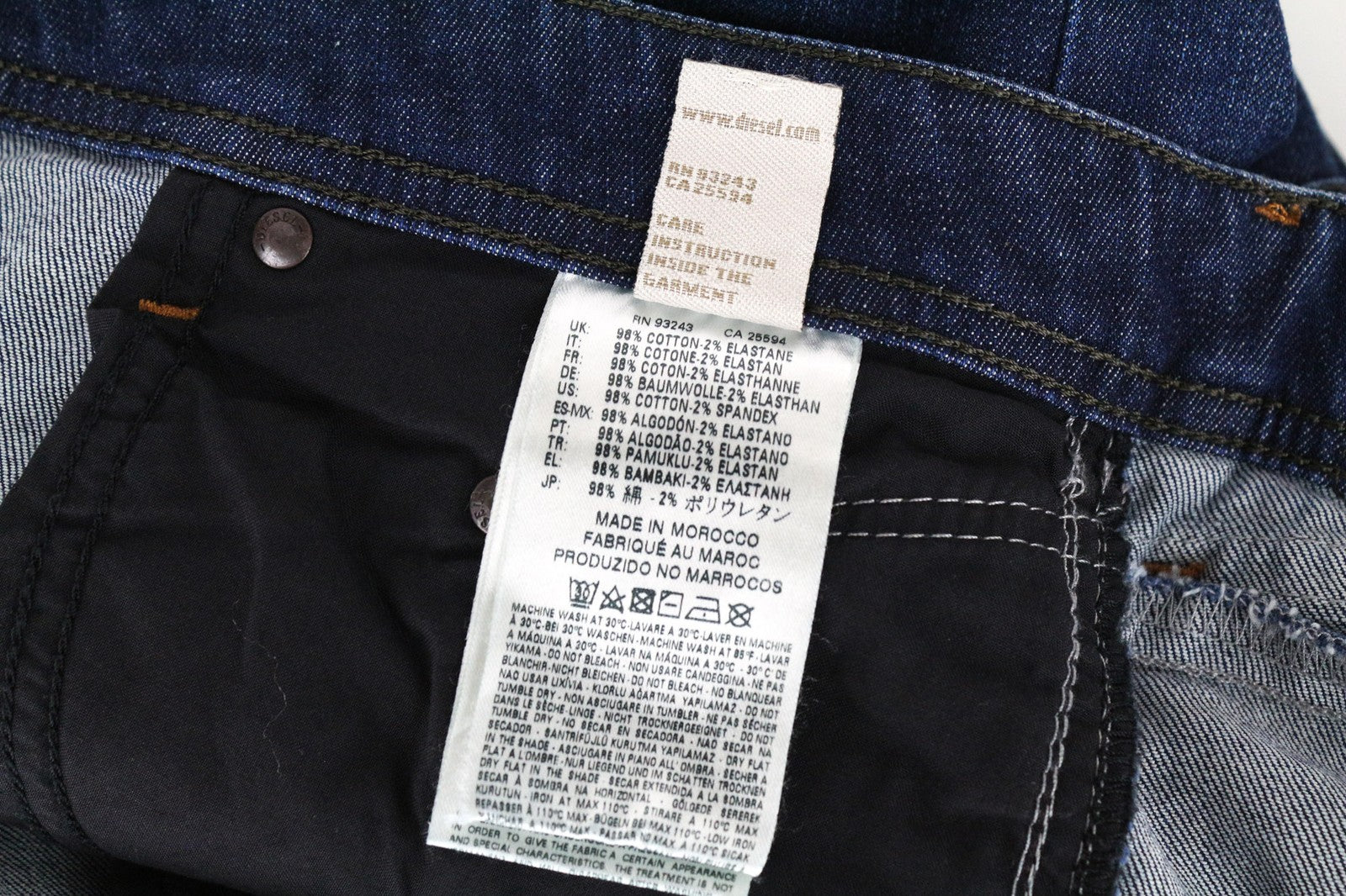 DIESEL Belther-R R845B vyriški W28/L32 siaurėjantys mėlyni medvilniniai džinsai su skalbto audinio efektu 