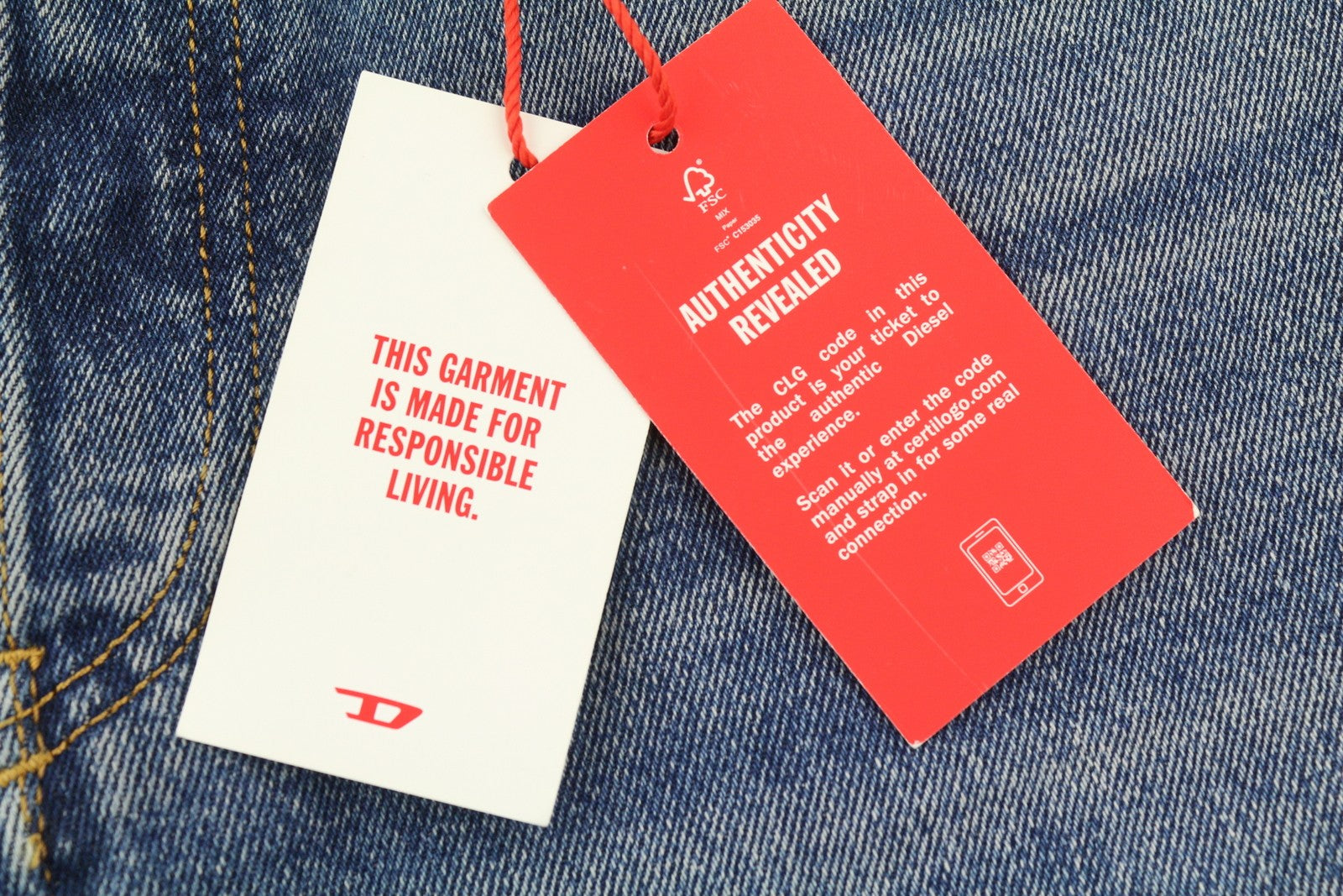 DIESEL 1995 09E02 vyriški džinsai W31/L32 mėlyni, plėšyti, ploni, tiesūs, RRP 375 USD 