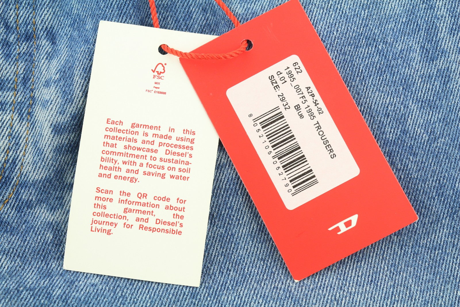 DIESEL 1995 007F5 vyriški džinsai W29/L32 Slim Fit tiesaus kirpimo, su logotipu ir RRP 250 € 