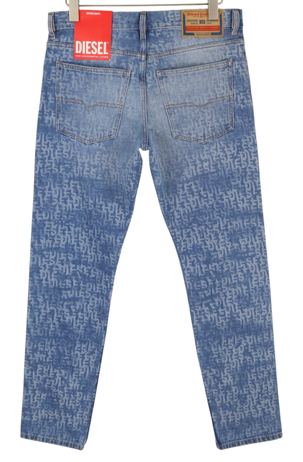 DIESEL 1995 007F5 vyriški džinsai W32/L32 ploni tiesaus kirpimo džinsai su raštuotu užtrauktuku, rekomenduojama kaina – 250 € 
