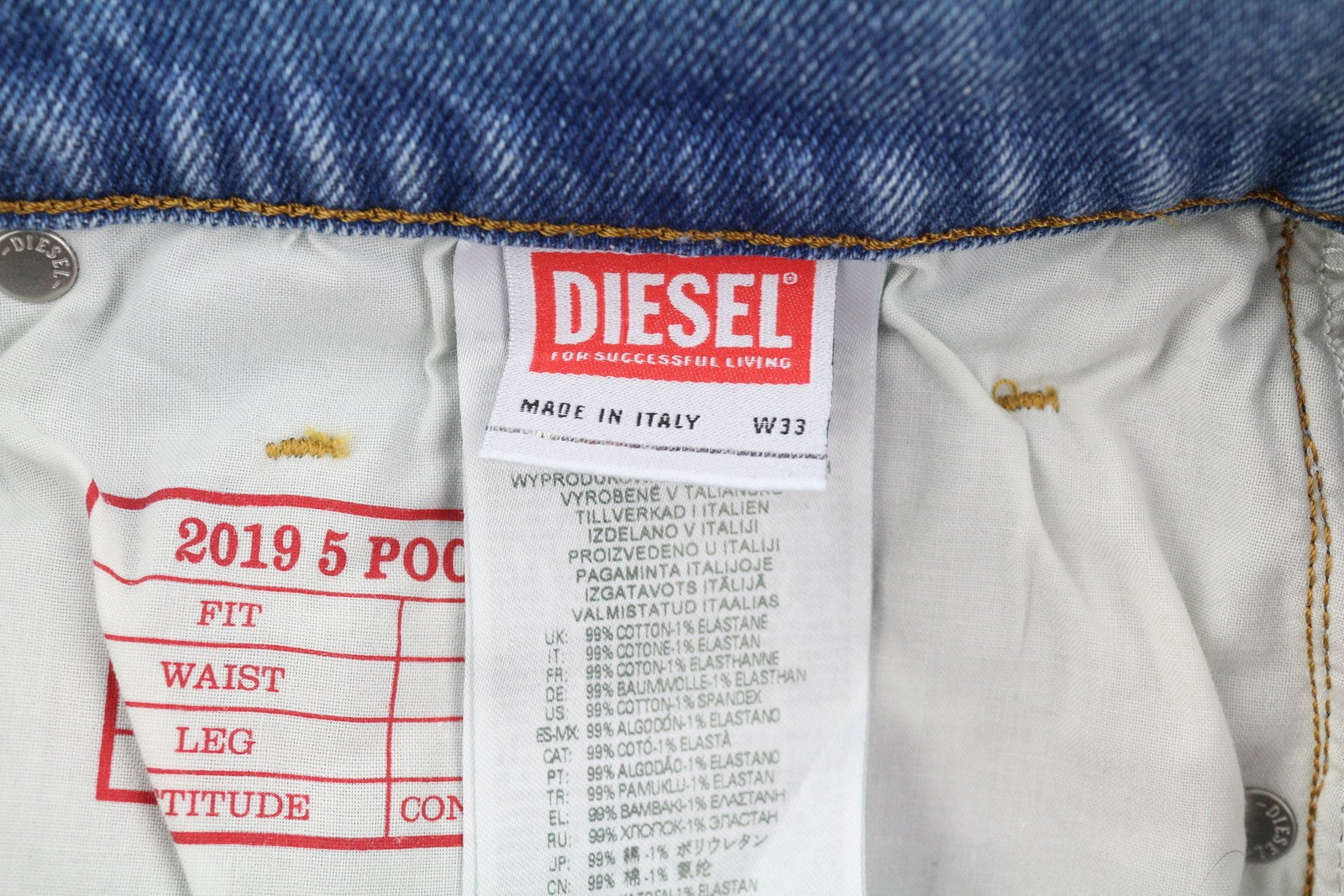 DIESEL 2019 D-Strukt 9C08L vyriški džinsai W33/L30 mėlyni, išblukinti, skalbti, prigludę, kaina – 350 USD 