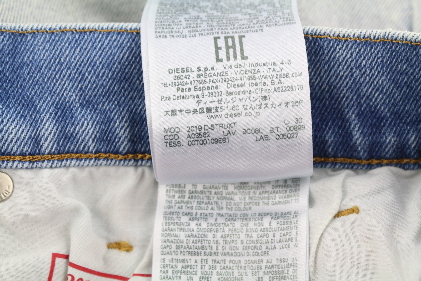 DIESEL 2019 D-Strukt 9C08L vyriški džinsai W30/L30 mėlyni, išblukinti, skalbti, prigludę, kaina – 350 USD 