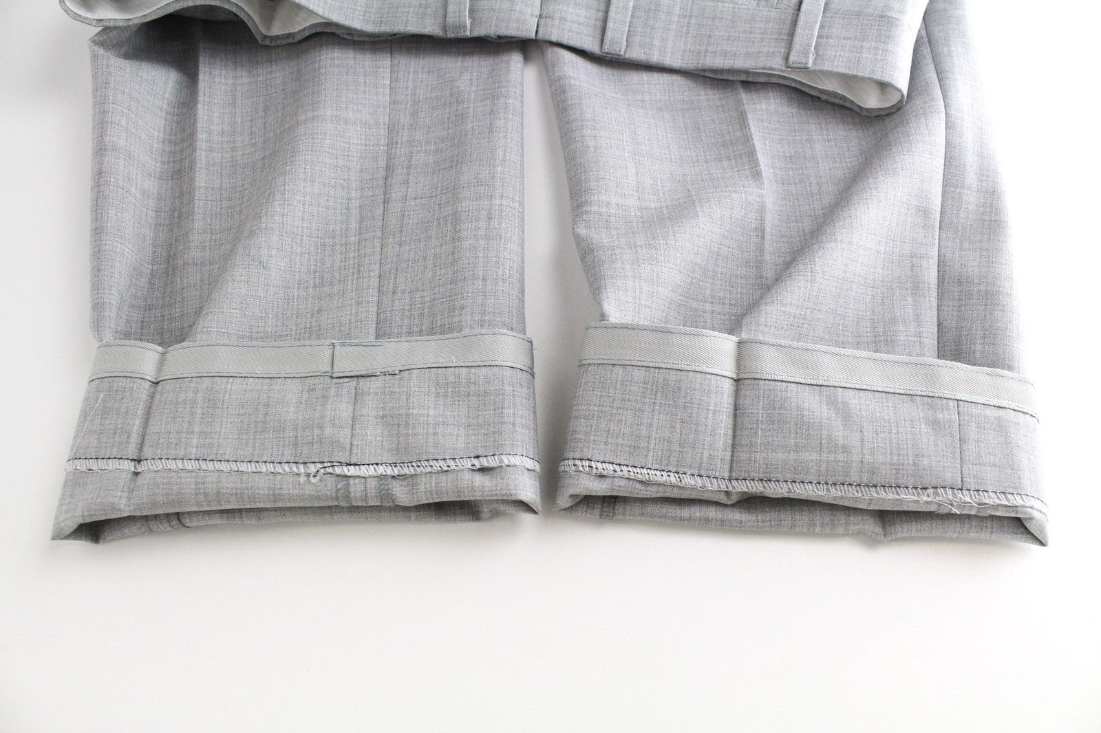 SUITSUPPLY Brescia Men's Turn-Up Trousers UK32R Slim Melange Wool Light Grey