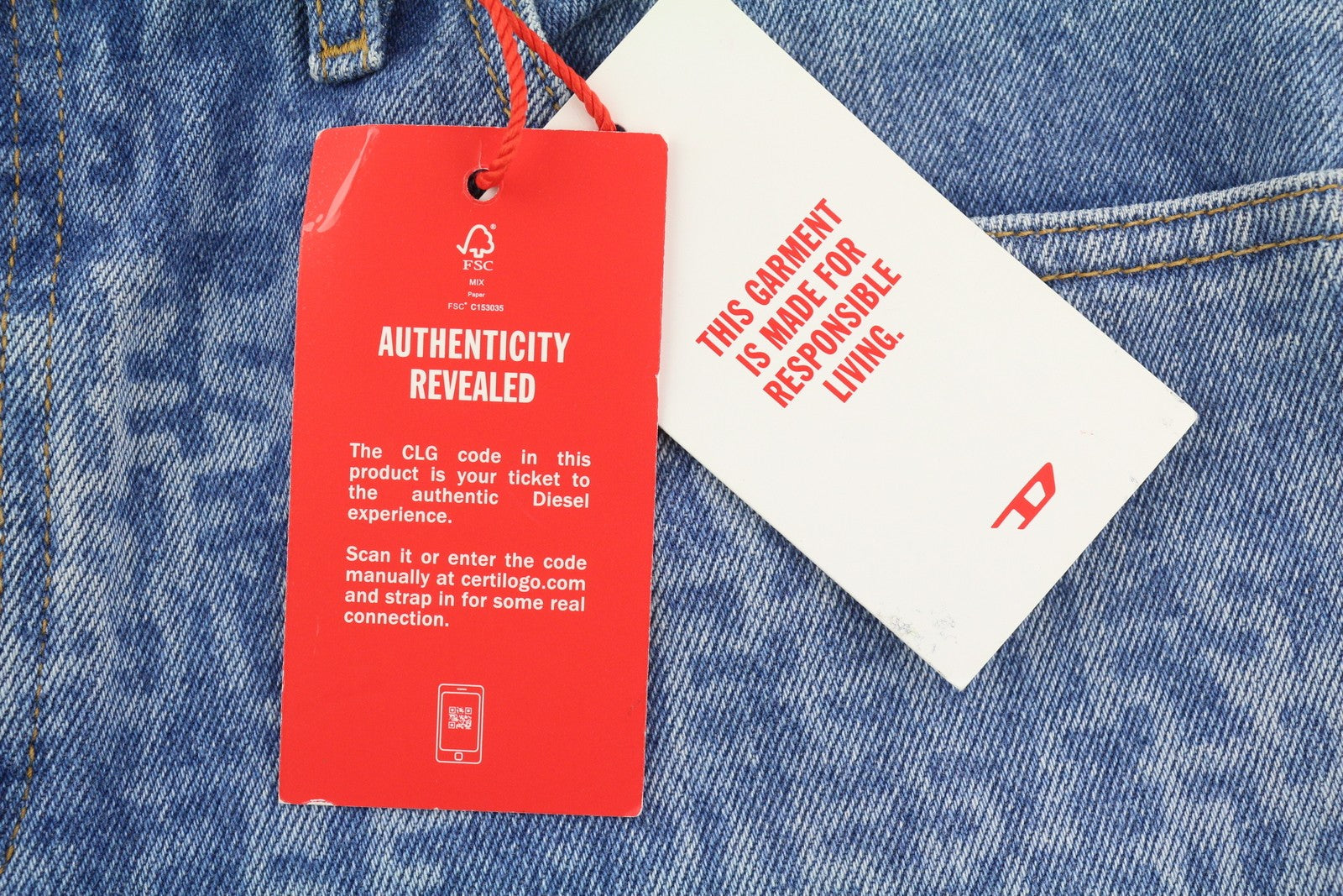 DIESEL 1995 007F5 vyriški džinsai W32/L34, ploni, tiesaus kirpimo, su logotipu ir RRP250