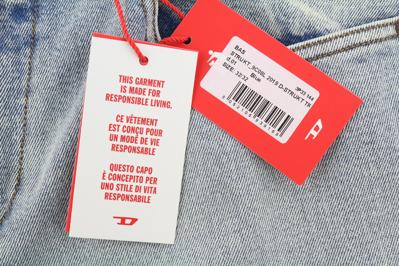 DIESEL 2019 D-Strukt 9C08L vyriški džinsai W32/L32 mėlyni, išblukinti, skalbti, prigludę, kaina – 350 USD 