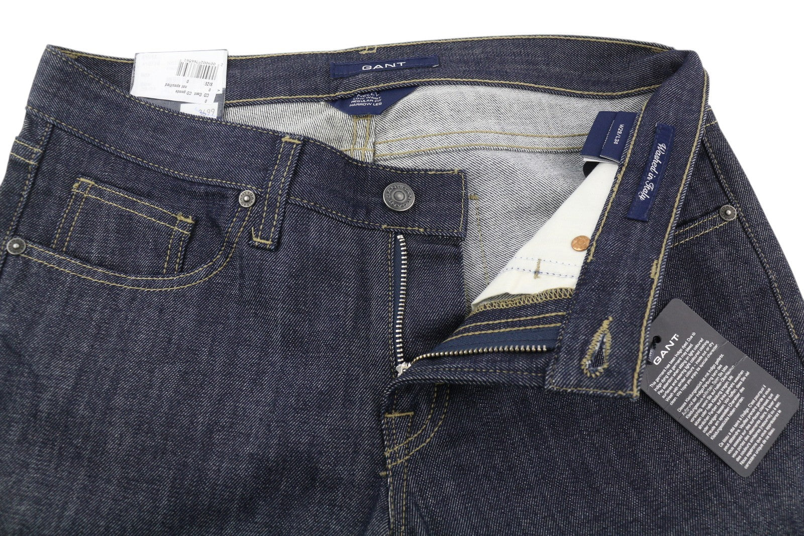 GANT Nelly moteriški džinsai W29/L34 žemo juosmens, įprasto kirpimo, siaurų klešnių, tamsiai mėlyni. 