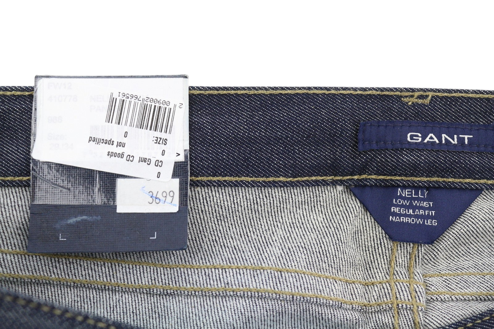 GANT Nelly moteriški džinsai W29/L34 žemo juosmens, įprasto kirpimo, siaurų klešnių, tamsiai mėlyni. 
