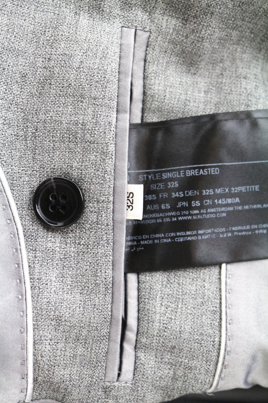 „SUITSUPPLY Cameron“ moteriškas pilkas švarkas su grynos vilnos pamušalu, vieneilis, UK6S dydis 