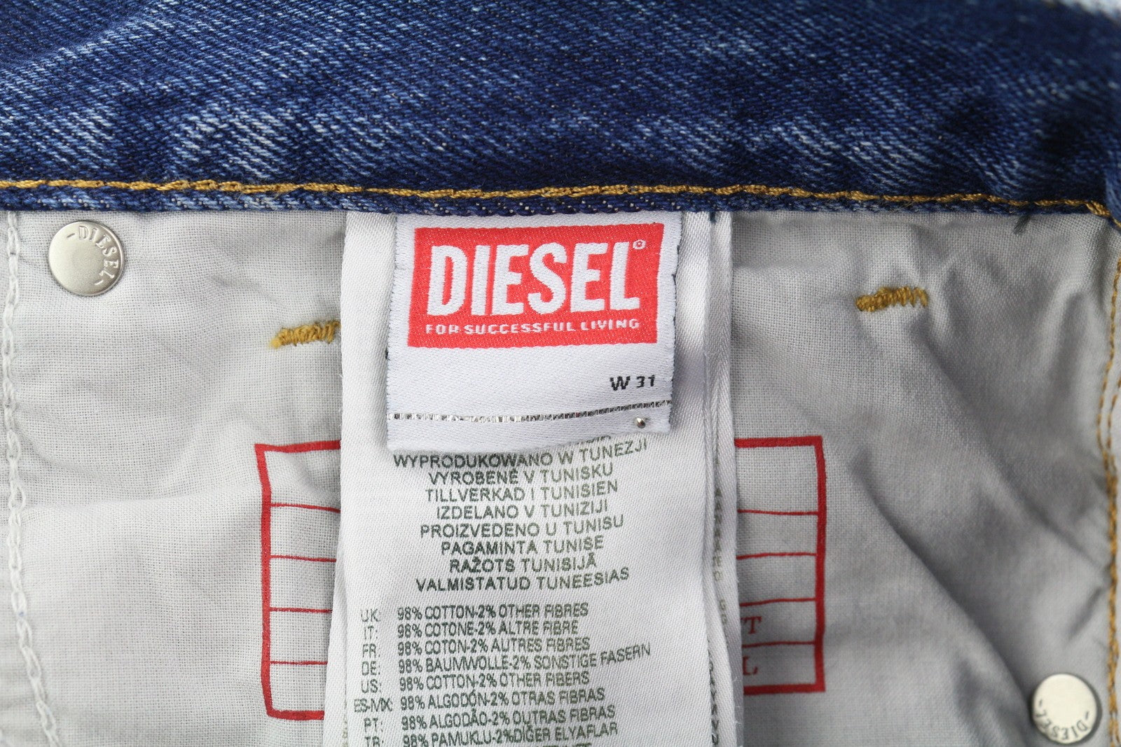 DIESEL 1995 09E02 vyriški džinsai W31/L30 mėlyni, plėšyti, ploni, tiesūs, RRP 375 USD 