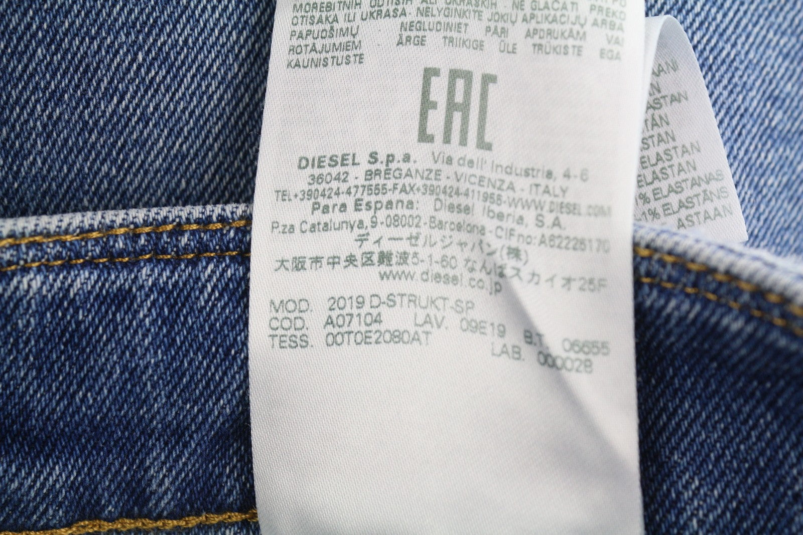 DIESEL 2019 D-Strukt-Sp 09E19 vyriški džinsai W31/L32 mėlyni, išblukinti, skalbti, ploni, su užtrauktuku 
