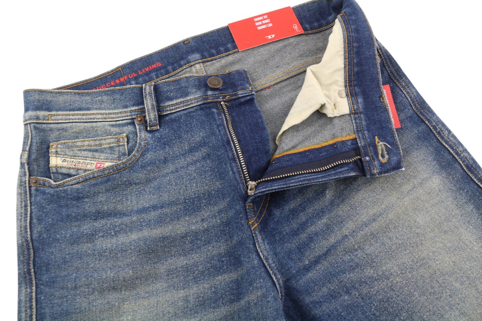 DIESEL 1983 09D82 vyriški džinsai W31/L32 mėlyni, išblukę, aptempti, aukštu juosmeniu. 