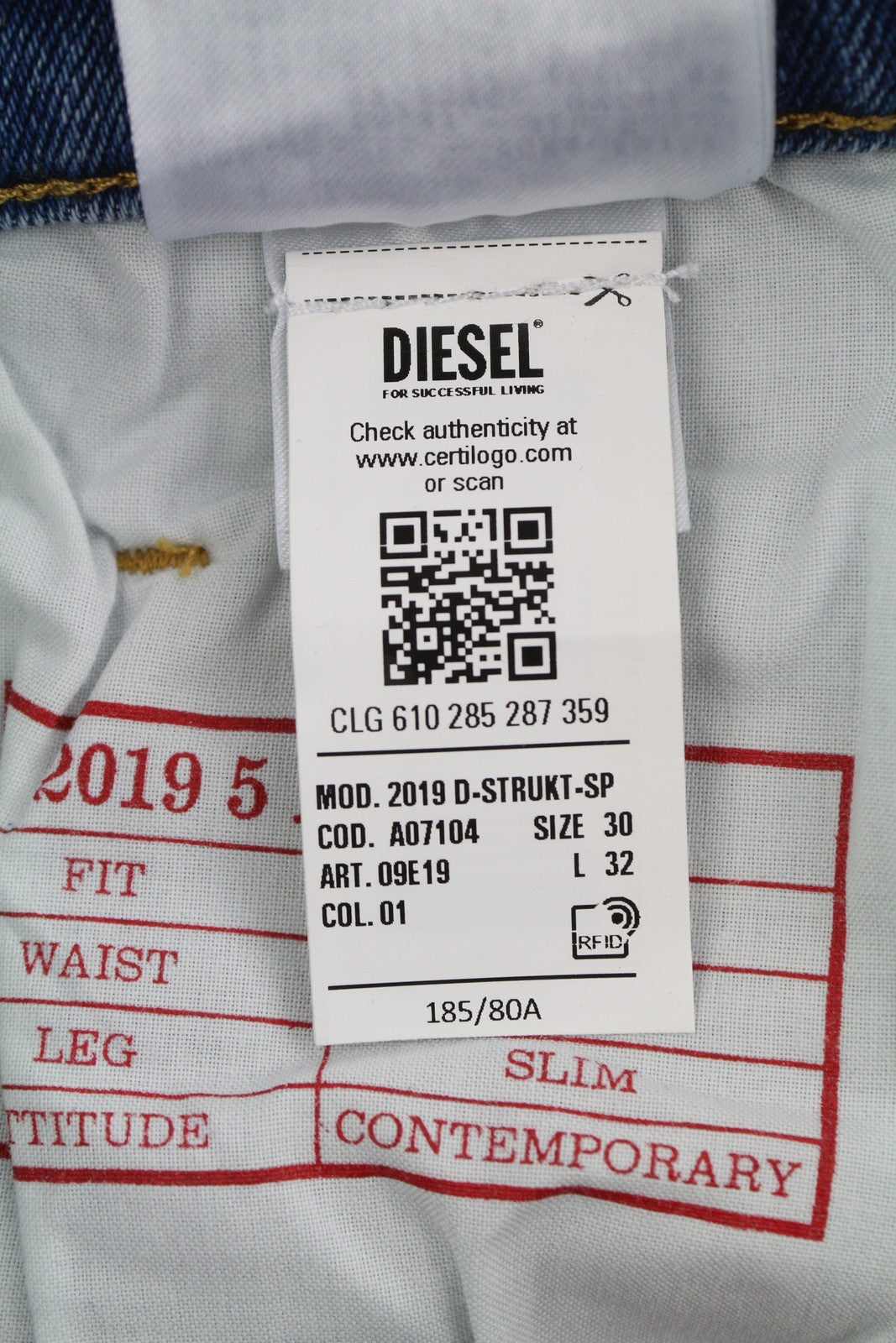 DIESEL 2019 D-Strukt-Sp 09E19 vyriški džinsai W30/L32 mėlyni, išblukinti, skalbti, ploni, su užtrauktuku 