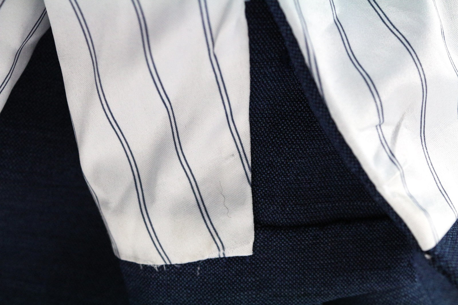 SUISTUDIO Cameron moteriškas mėlynas, grynos vilnos pamušalu UK8R vieneilis švarkas 