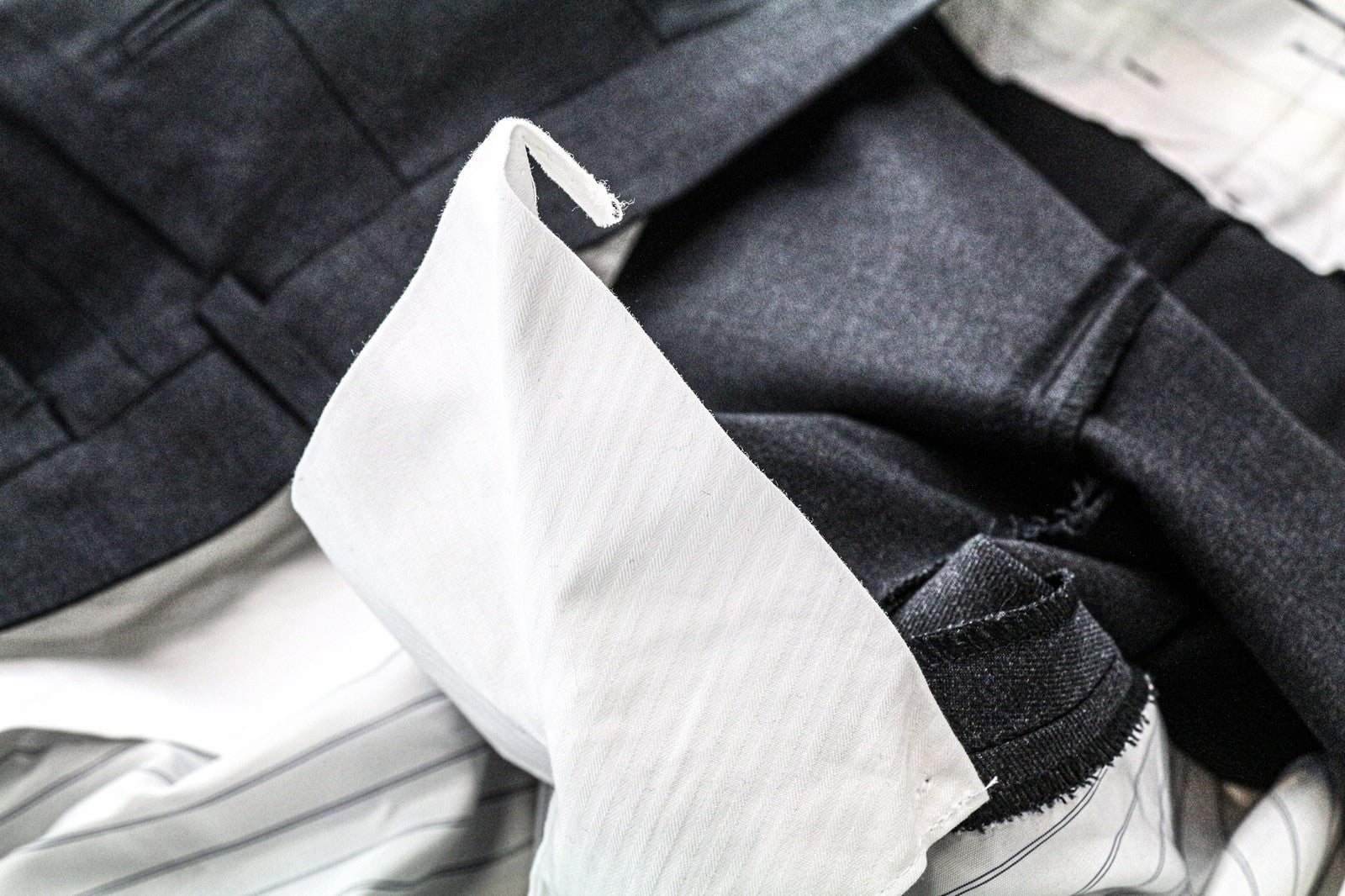 SUITSUPPLY Brentwood Men's Trousers UK44S Grey Melange Slim Wool Formal Classic