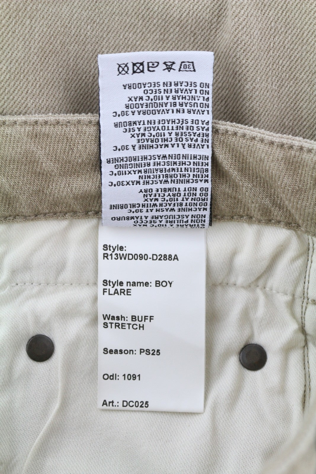 R13 berniukiški platėjantys moteriški džinsai, 25 dydžio, blizgantys, tamprūs su užtrauktuku, PS25, skalbtos, išblukintos smėlio spalvos. RMK 695 € 