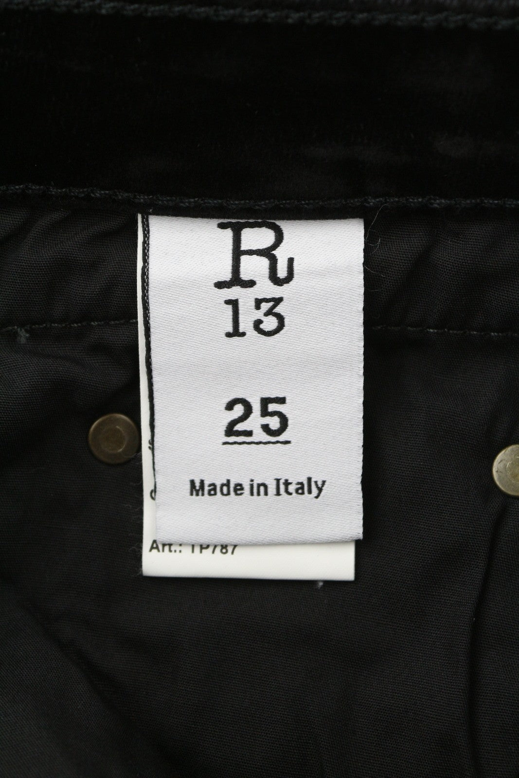 R13 berniukiški tiesūs moteriški džinsai 25 juodi aksominiai trumpinti iki kulkšnių, tamsūs 