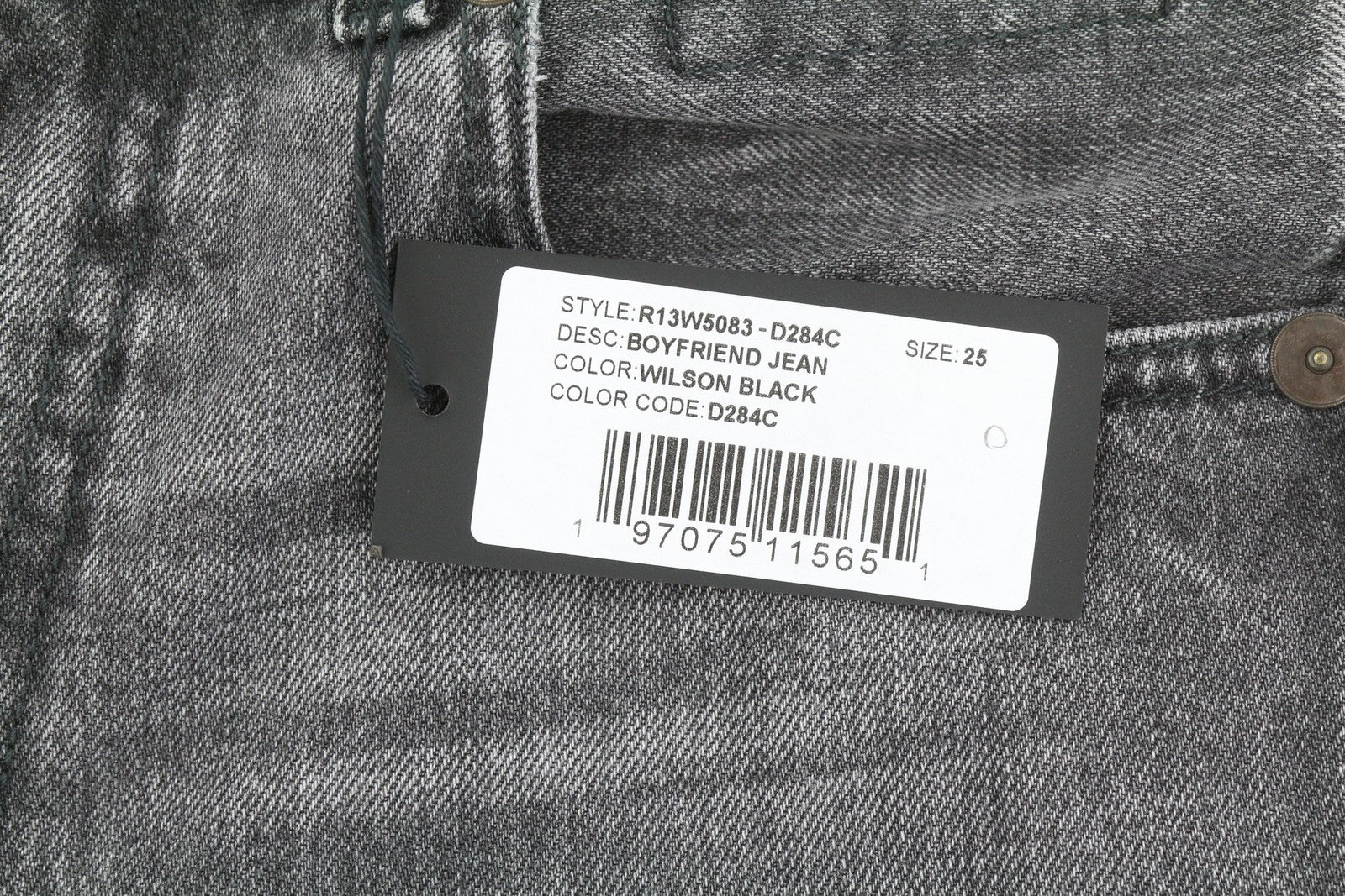 R13 Boyfriend moteriški džinsai 25 Wilson juodi išblukę, nuplauti, trumpi, SS25 