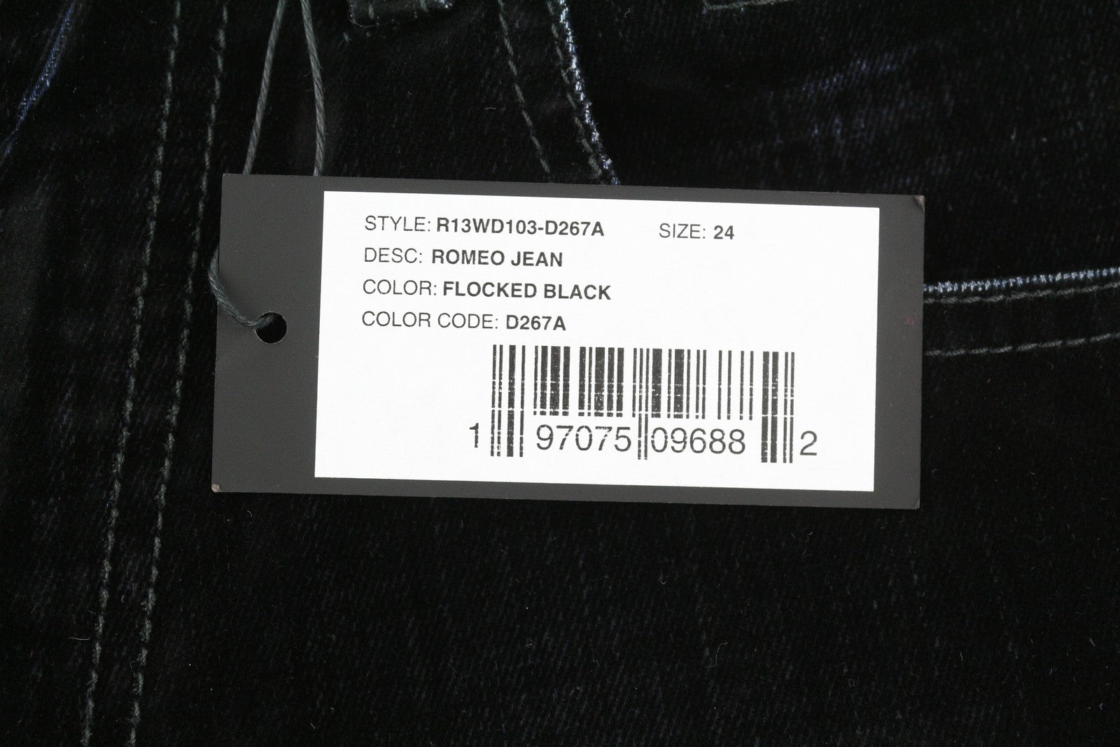 R13 Romeo moteriški džinsai 24 colių, juodi, trumpi, iki kulkšnių, žemo liemens, tamsūs. 