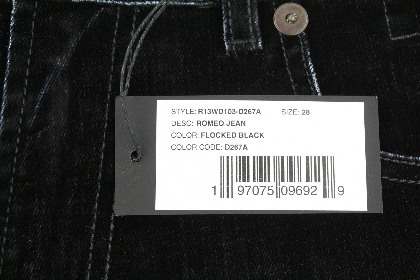 R13 Romeo moteriški džinsai, 28 dydžio, juodi, trumpi, iki kulkšnių, žemo liemens, su logotipu. 
