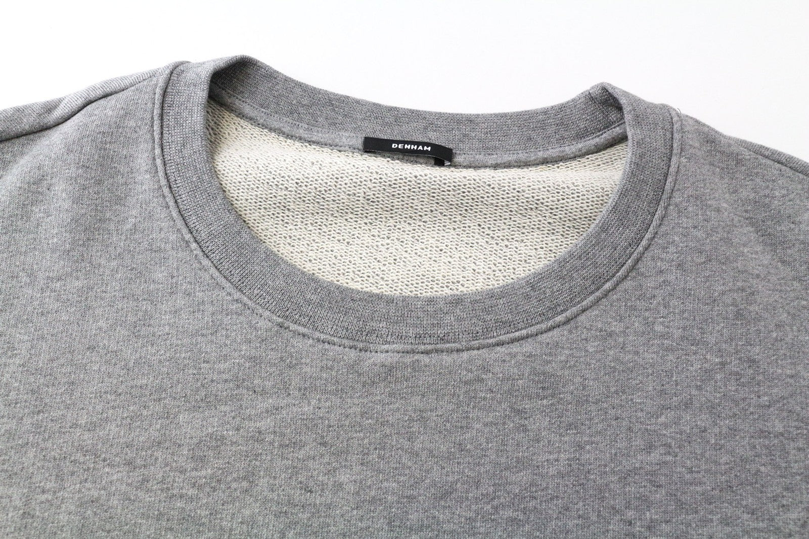DENHAM moteriškas džemperis S pilkas medvilninis džersis apvalia kaklo iškirpte melanžo flisas 