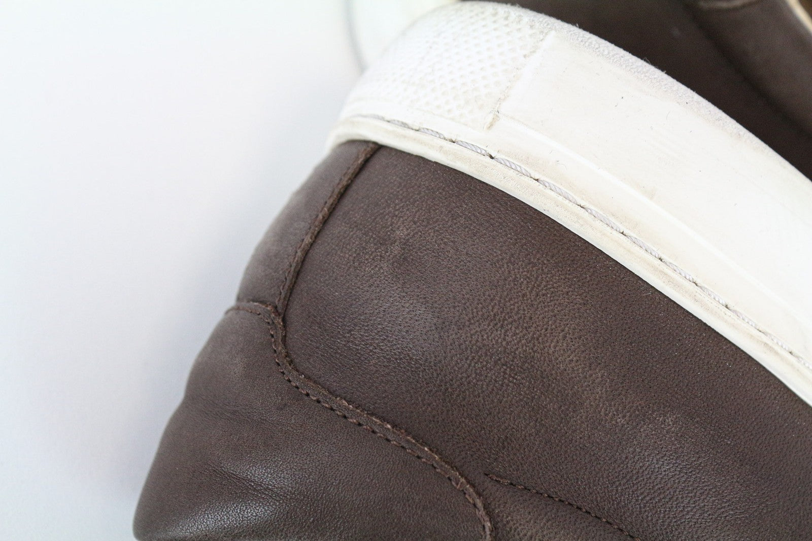 „SUITSUPPLY“ vyriški rudi odiniai žemapadžiai sportbačiai su raišteliais, dydis EU43 