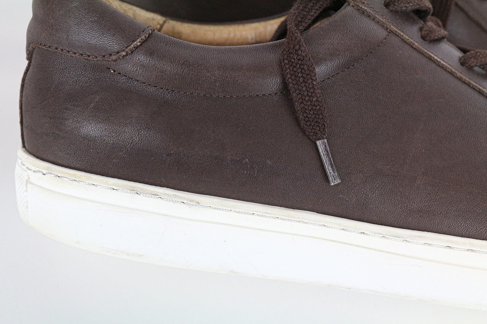 „SUITSUPPLY“ vyriški rudi odiniai žemapadžiai sportbačiai su raišteliais, dydis EU43 