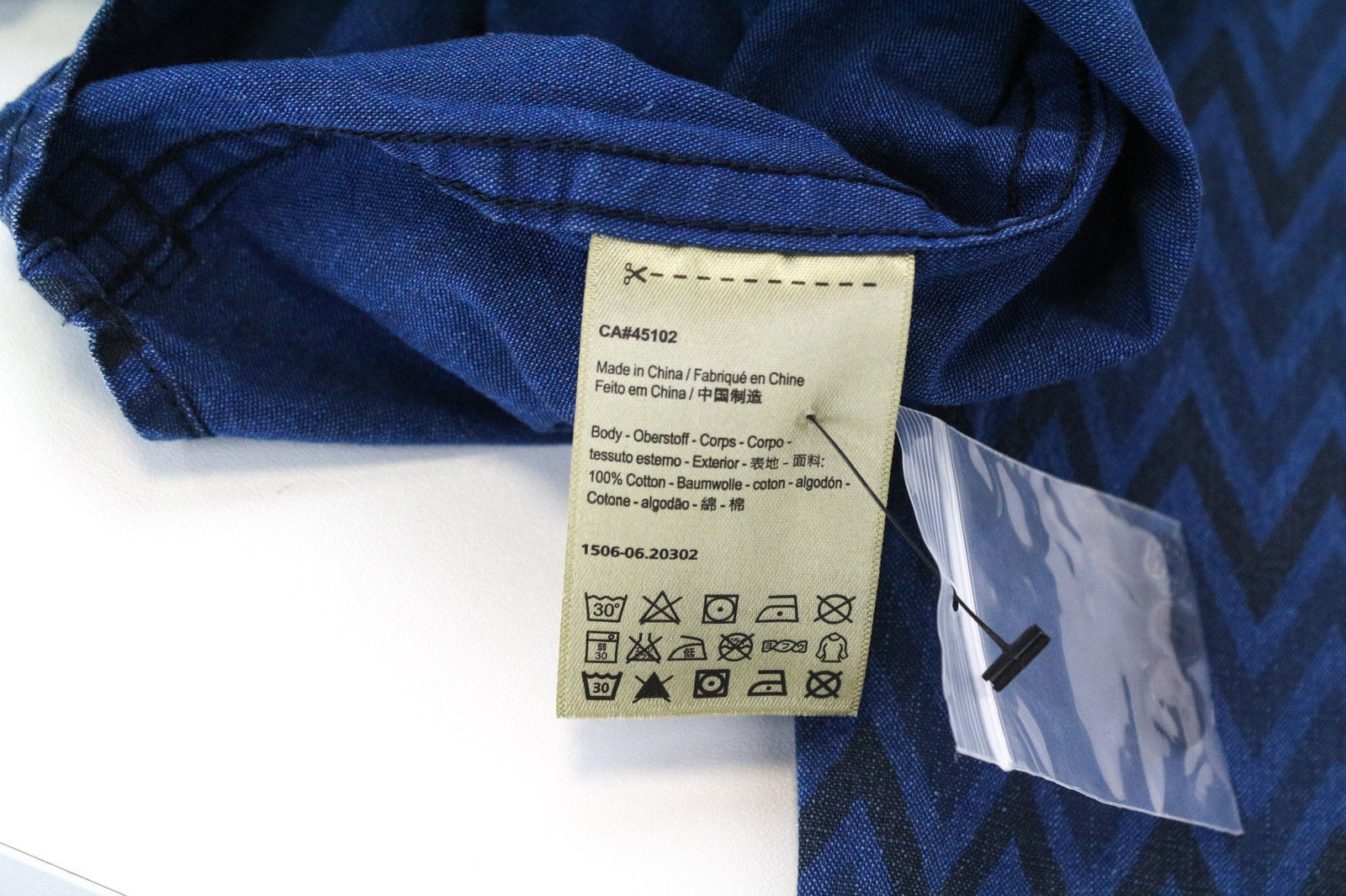 SCOTCH &amp; SODA Ams Blauw vyriški M mėlyno medvilninio rašto džinsinio stiliaus marškiniai