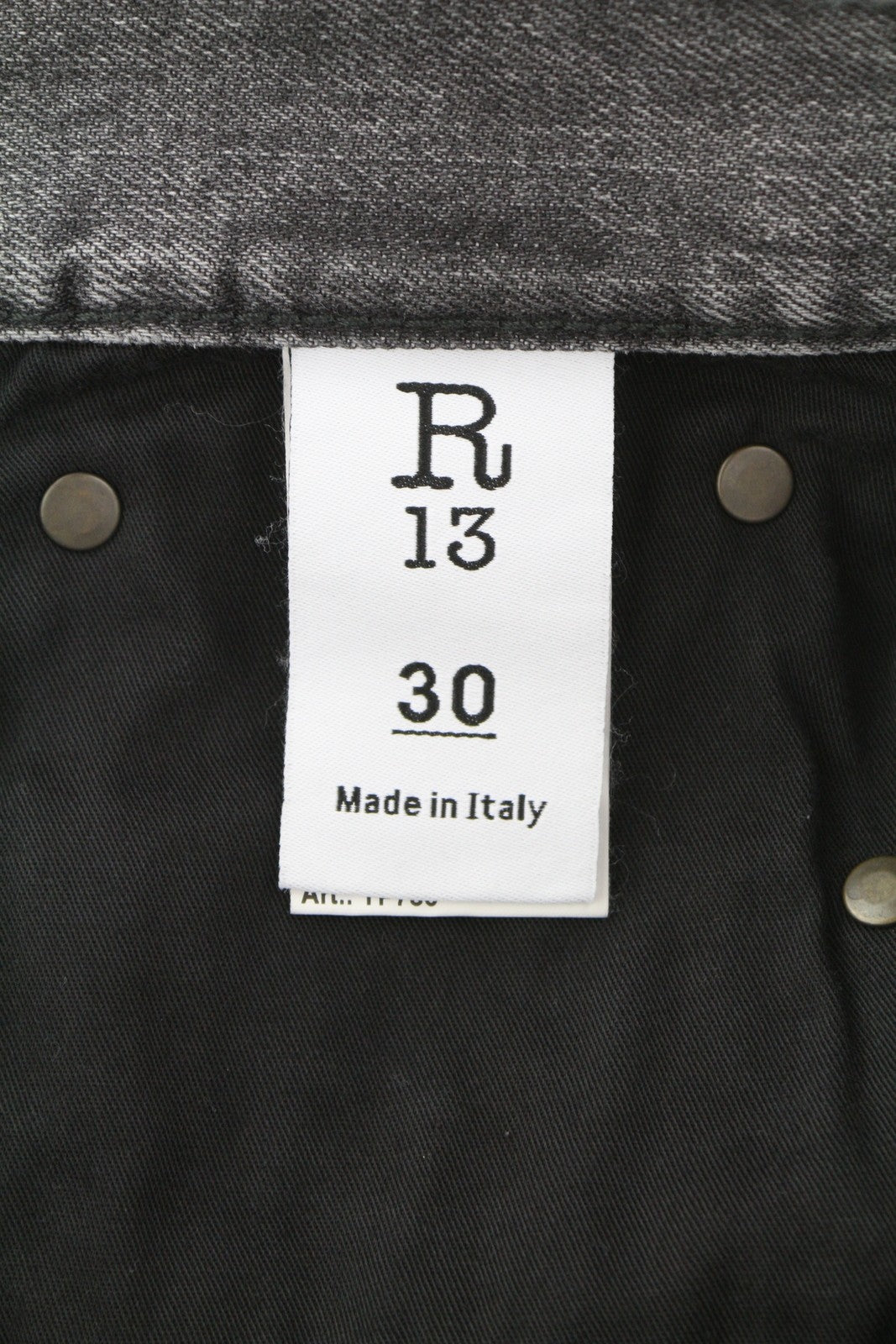 R13 Boyfriend moteriški džinsai, 30 Wilson juodi, išblukinti, nuplauti, trumpinti iki kulkšnies, SS25 