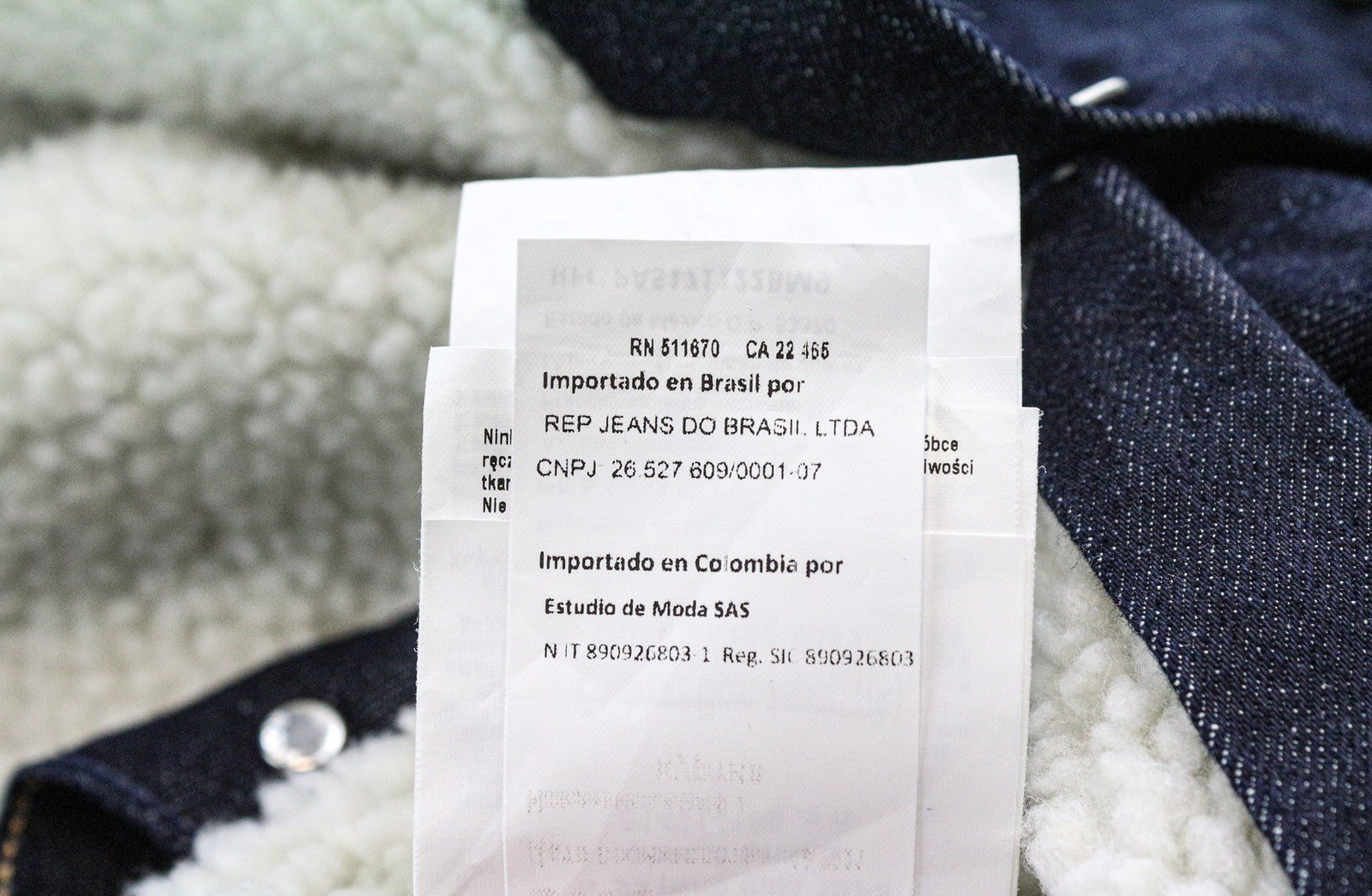 REPLAY moteriškas L dydžio mėlynas džinsinis švarkas, tamprus, trumpintas, vienaeilis. 