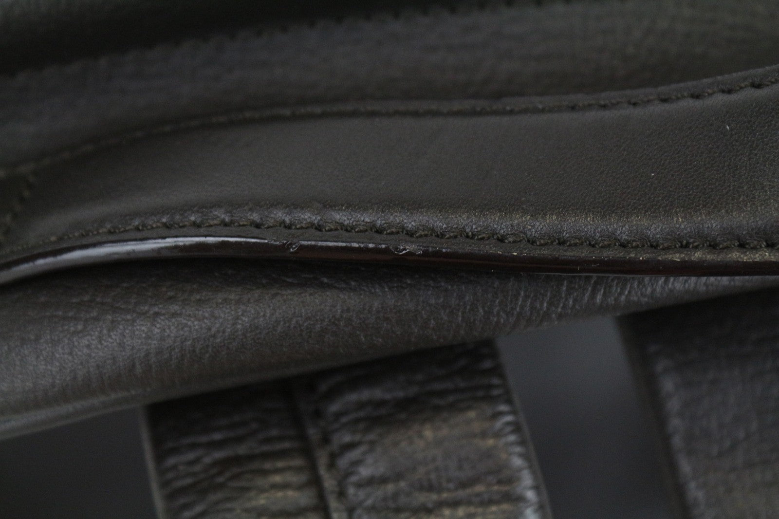 SUITSUPPLY vyriška kuprinė OS tamsiai ruda veršiuko oda su reguliuojamais dirželiais 