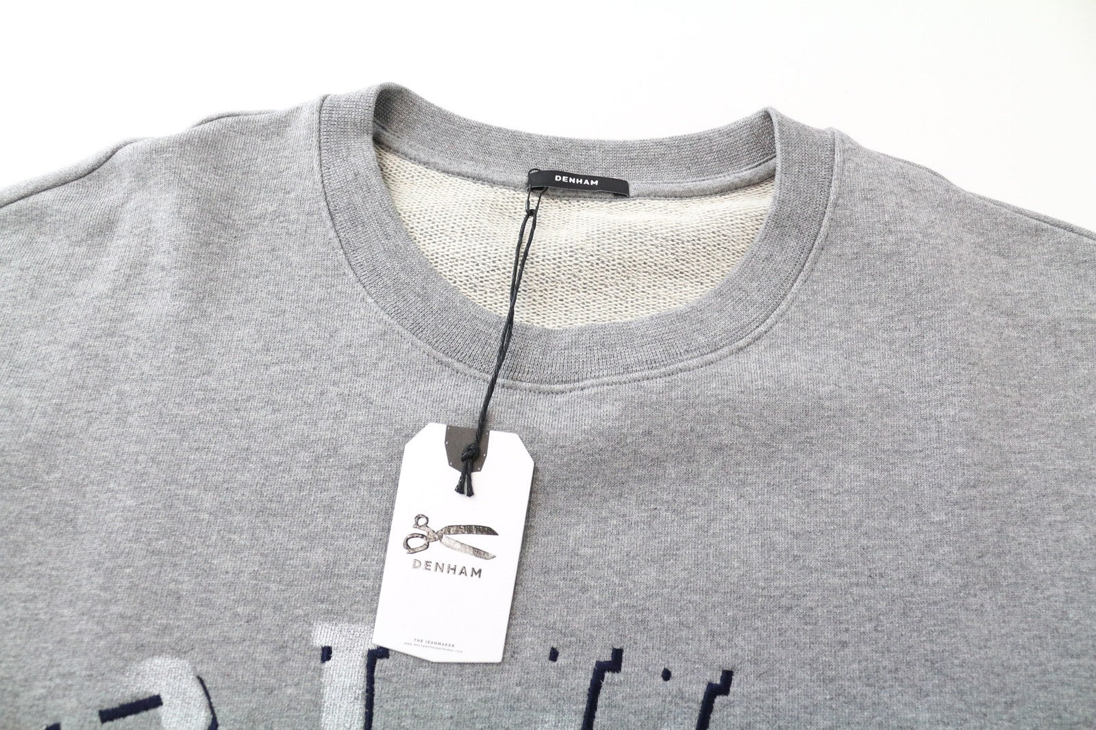 DENHAM vyriškas džemperis su pilku melanžu, apvalia apykakle, XS dydžio 