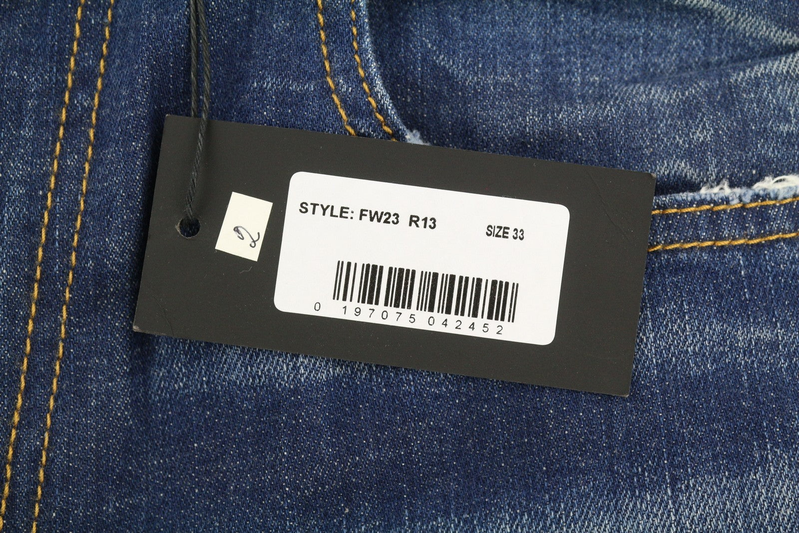 R13 Skate vyriški džinsai, 33 Howell Indigo, skalbti, išblukę, aptempti, su užtrauktuku ir logotipu. 