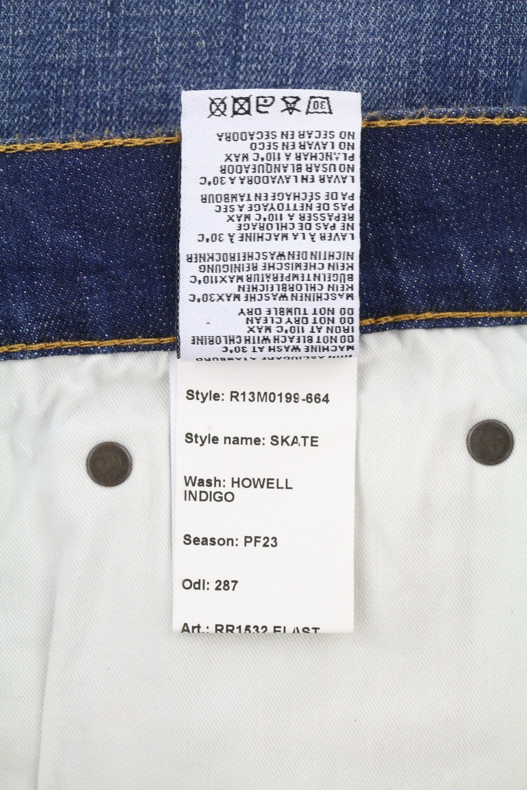 R13 Skate vyriški džinsai, 33 Howell Indigo, skalbti, išblukę, aptempti, su užtrauktuku ir logotipu. 