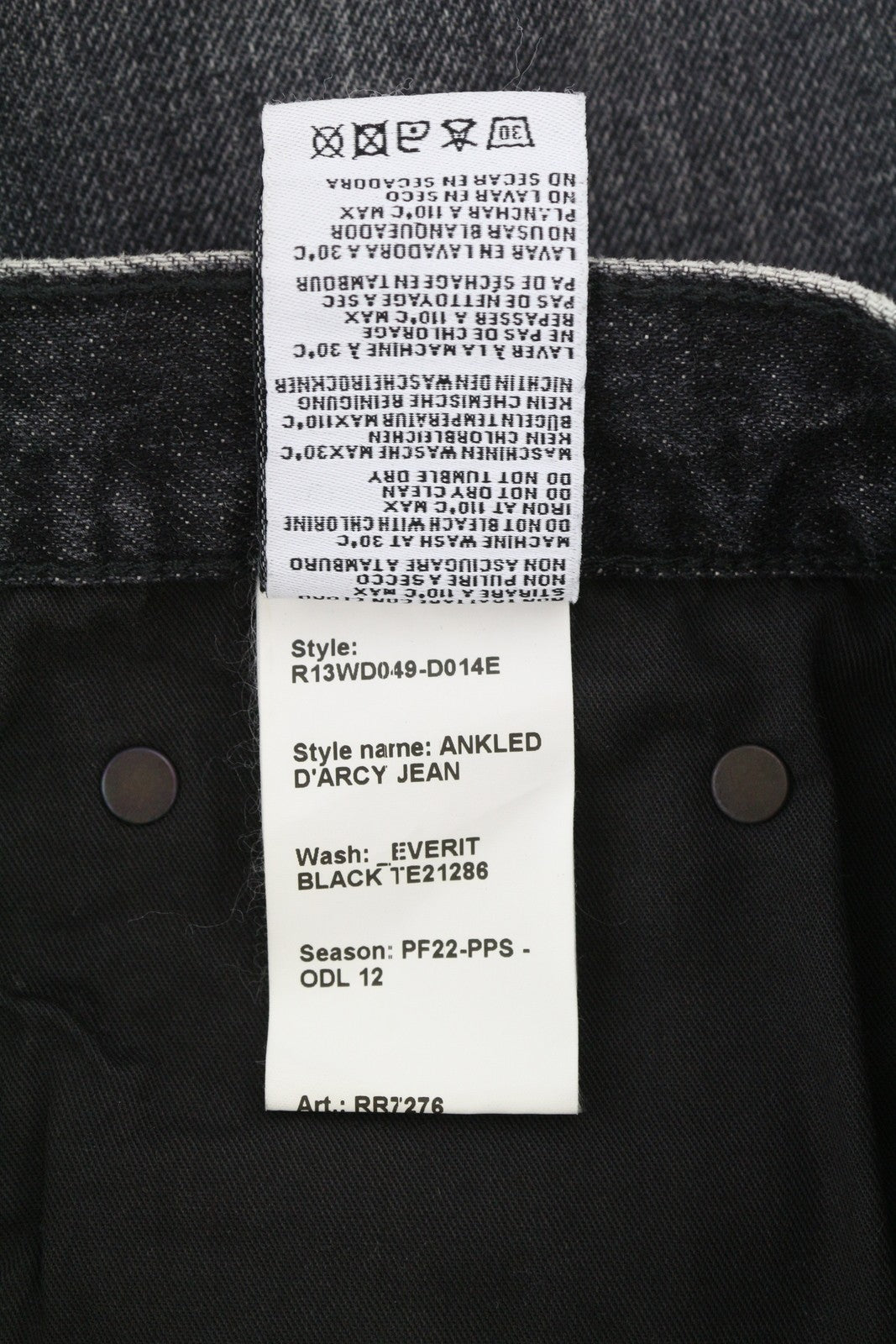 R13 „Ankled D'Arcy“ moteriški džinsai 27 „Everit“ juodi išblukinti trumpi, tiesaus kirpimo džinsai 