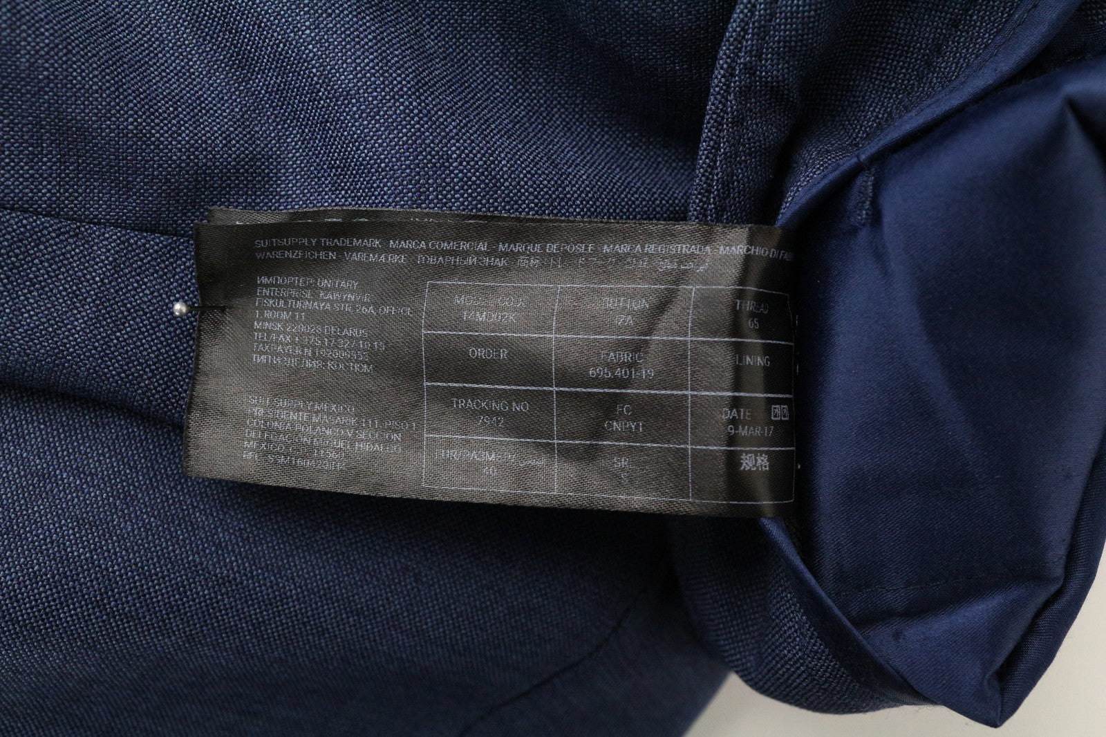 SUISTUDIO pilkos moteriškos kelnės UK14S mėlynos plonos melanžo grynos vilnos plokščia priekine dalimi 