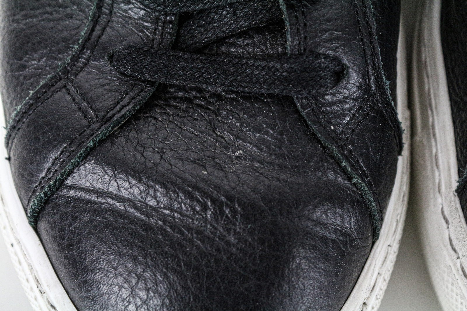 SUITSUPPLY vyriški sportbačiai, juodi, grūdėta oda, suvarstomi laisvalaikio bateliai, EU42 