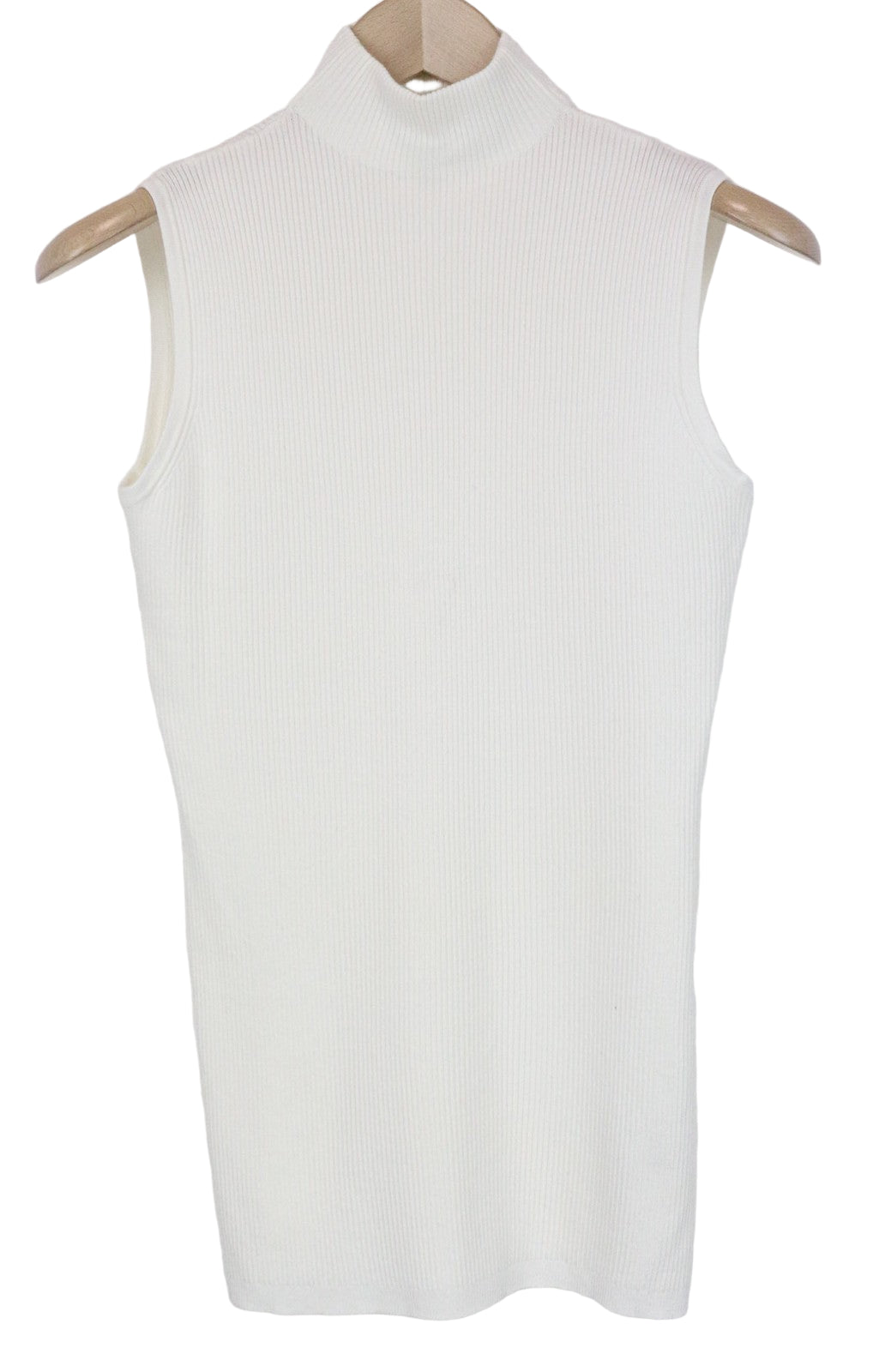 SUISTUDIO Blanca moteriški marškinėliai be rankovių, briaunoti, balkšvi, ploni, aukštu kaklu 