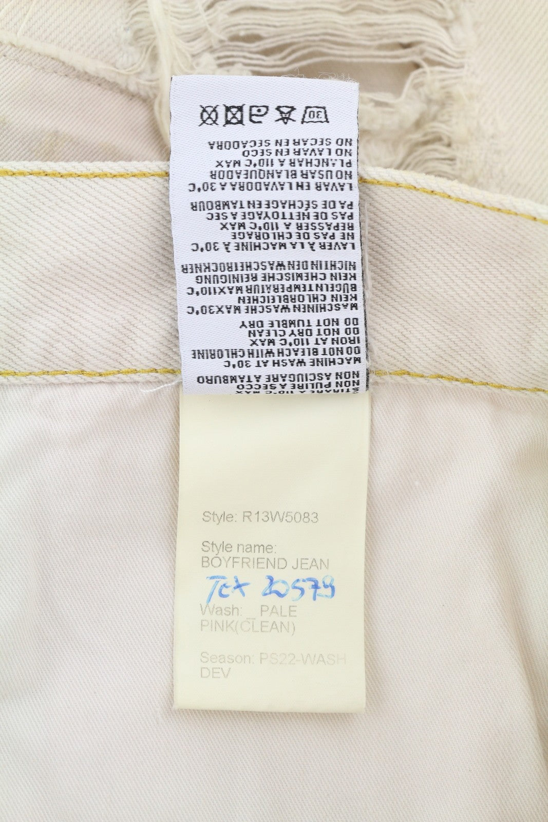 R13 Boyfriend moteriški džinsai, 27 dydis, šviesiai rožinės spalvos, su įplyšusiais lopais, su nešvariu įvaizdžiu ant kulkšnies. 