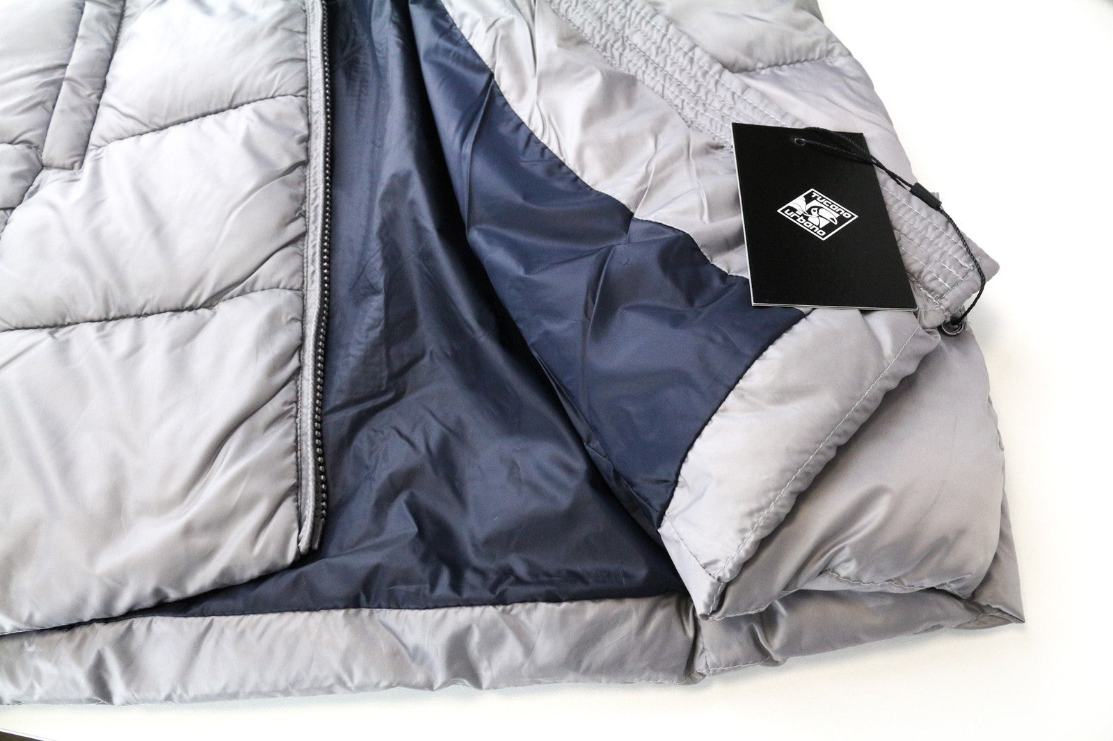 TUCANO URBANO Furbet moteriška pilka, vėjui nelaidi, vandeniui atspari striukė su gobtuvu S dydžio 